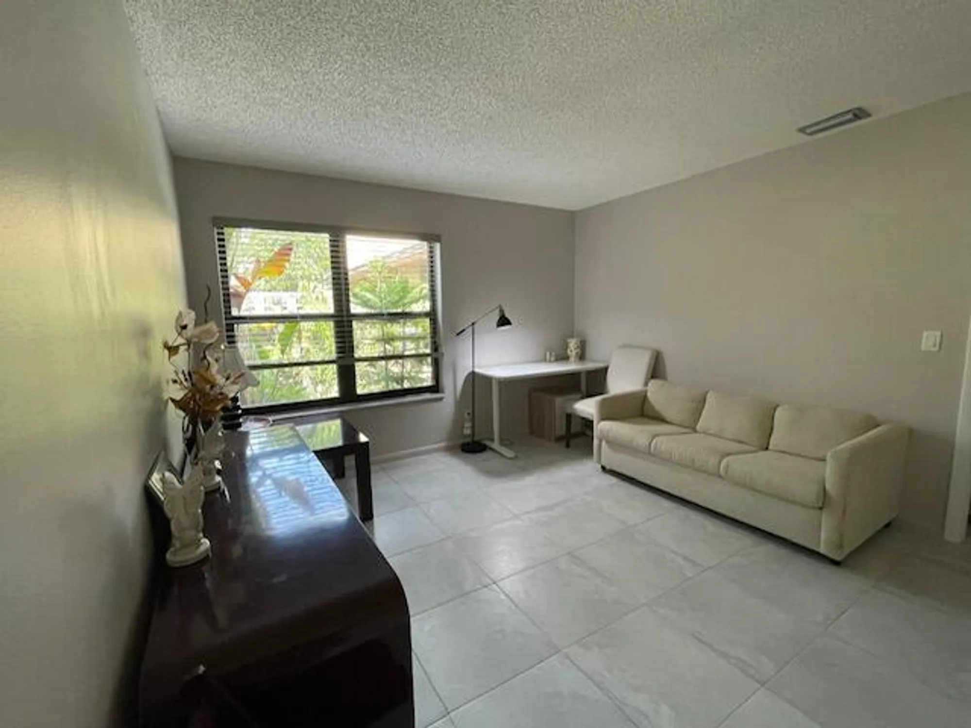 Property Slideshow image 23 of 40 | 5975 forest grove 3 dr 3, Boynton Beach, FL, 33437