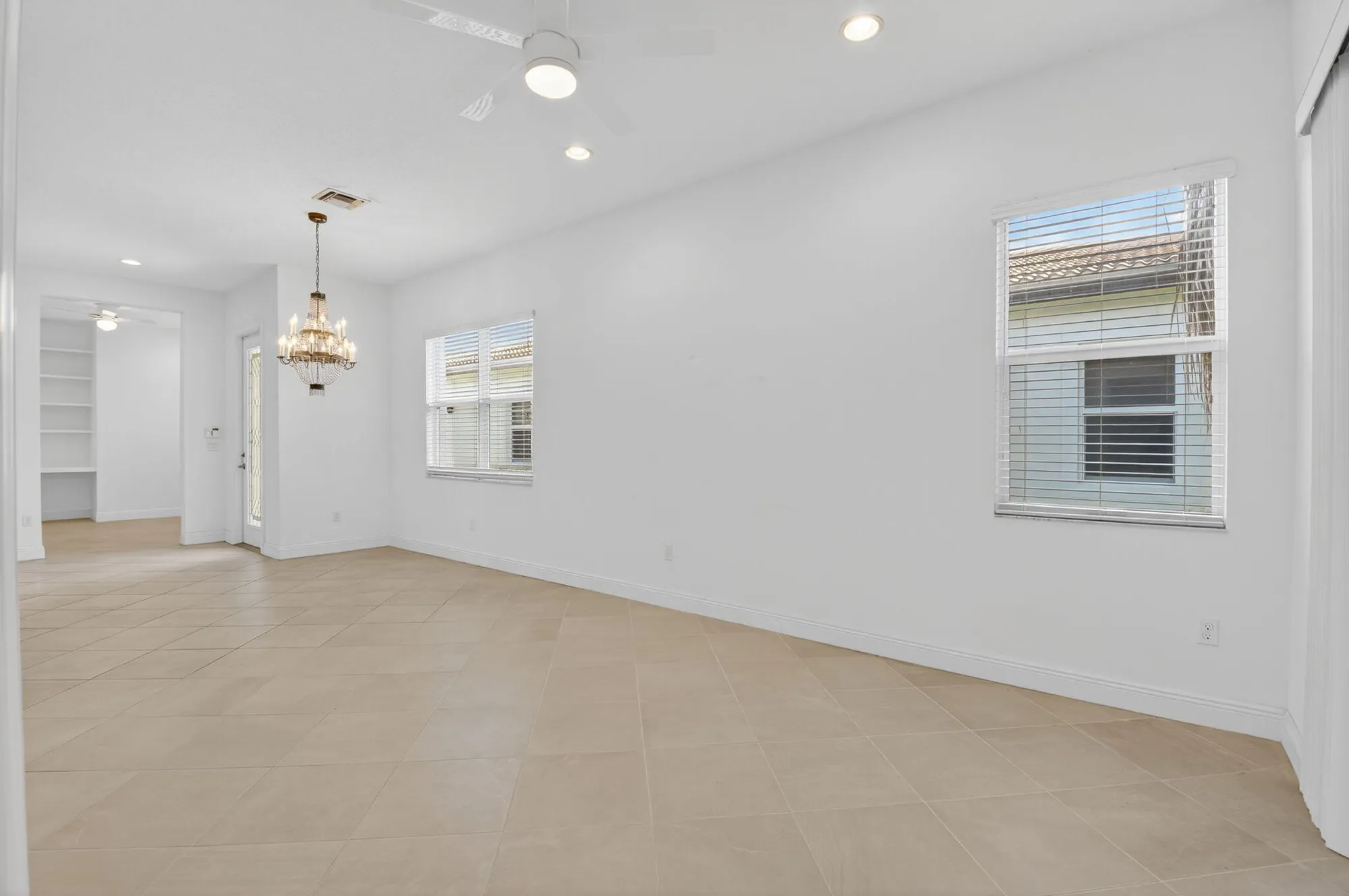 Property Slideshow image 13 of 72 | 14888 via porta, Delray Beach, FL, 33446