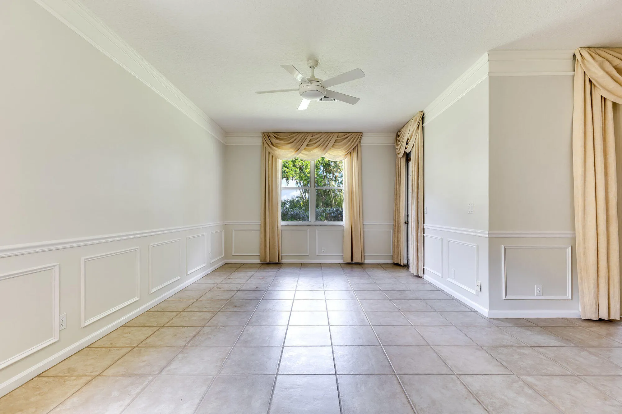 Property Slideshow image 6 of 48 | 12908 coral lakes dr, Boynton Beach, FL, 33437
