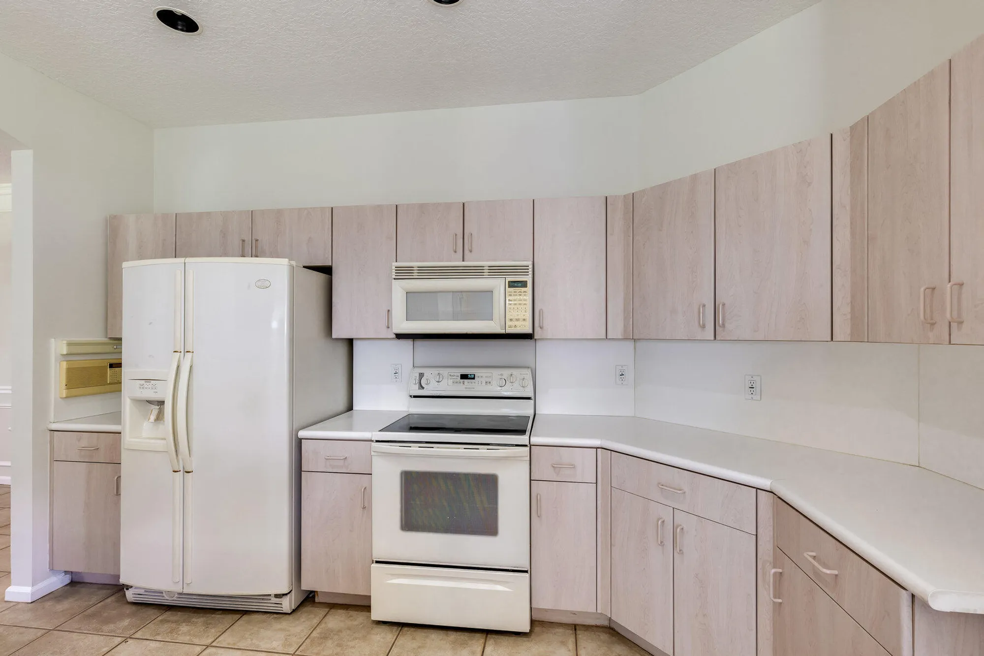 Property Slideshow image 10 of 48 | 12908 coral lakes dr, Boynton Beach, FL, 33437