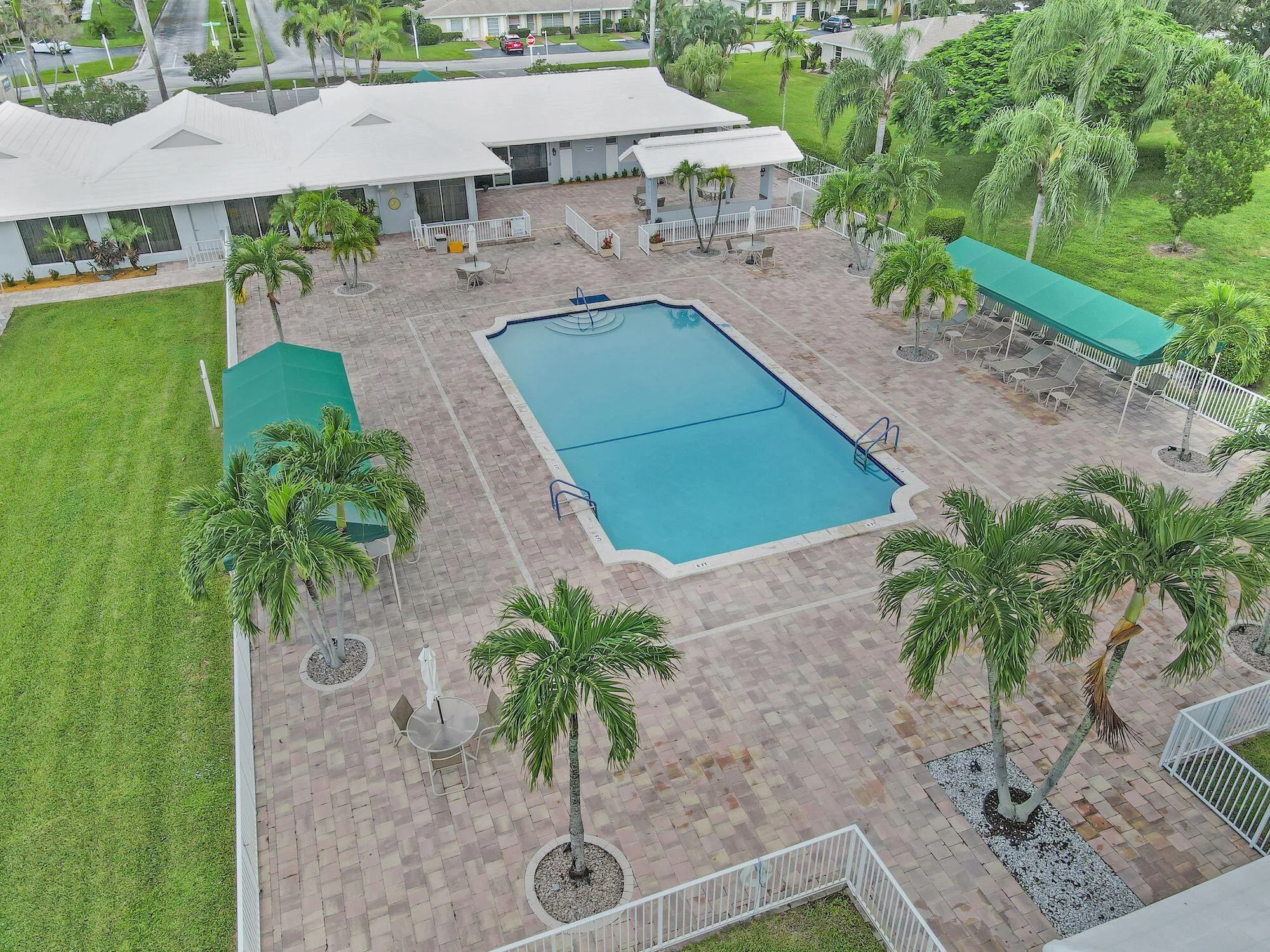 Property Slideshow image 11 of 50 | 8807 bella vista dr # 280, Boca Raton, FL, 33433