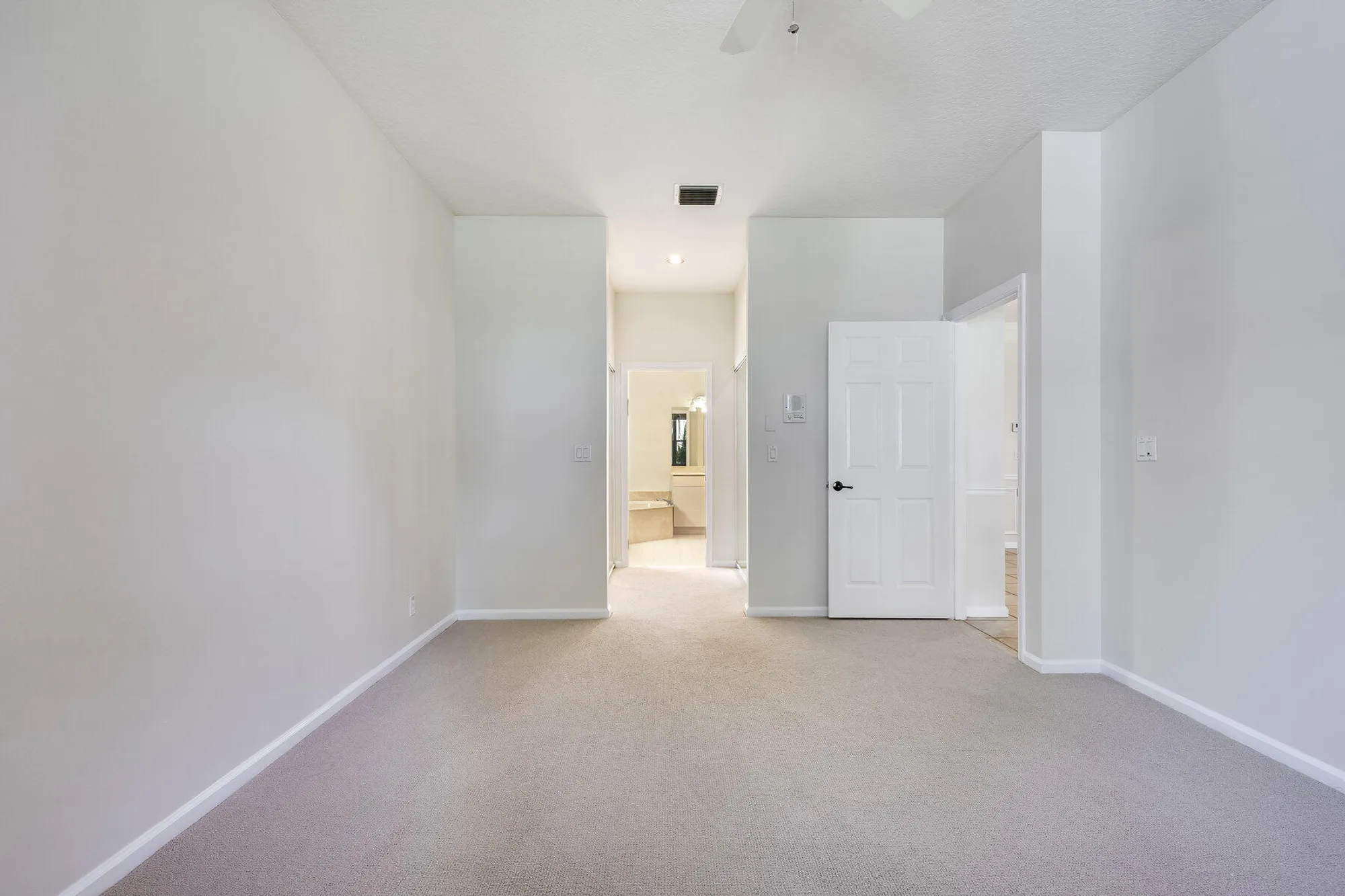 Property Slideshow image 22 of 48 | 12908 coral lakes dr, Boynton Beach, FL, 33437