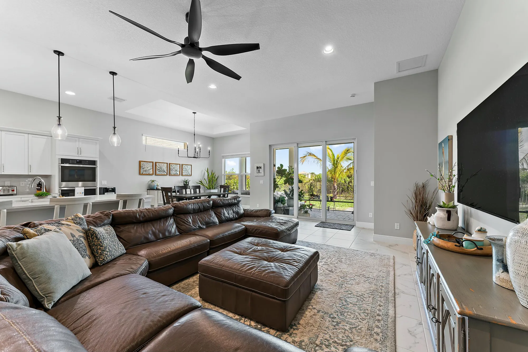 Property Slideshow image 10 of 62 | 12489 sw sunrise lake ter, Port Saint Lucie, FL, 34987