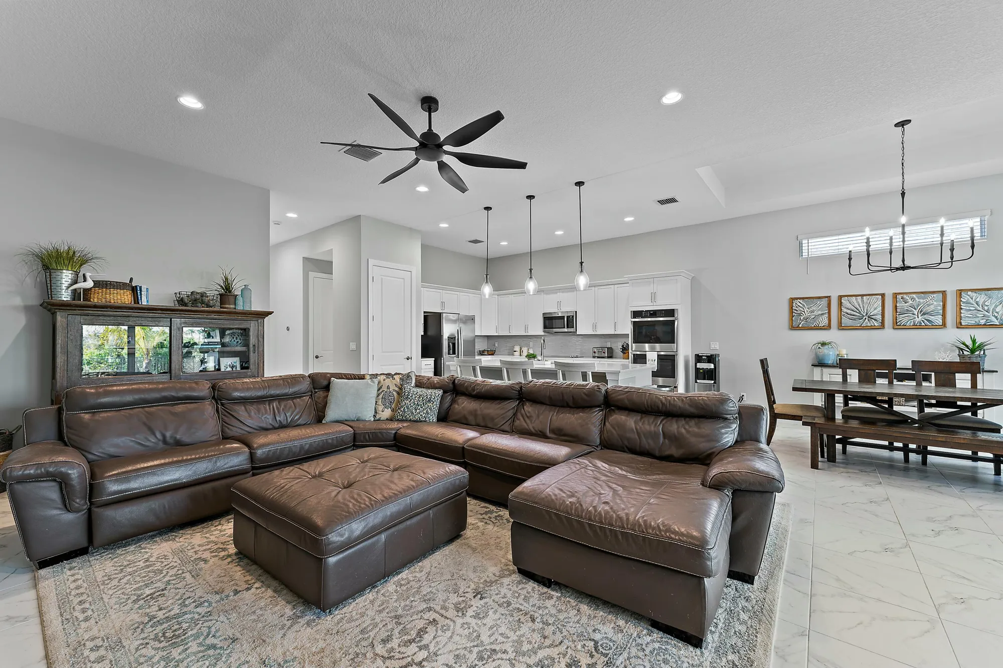 Property Slideshow image 11 of 62 | 12489 sw sunrise lake ter, Port Saint Lucie, FL, 34987