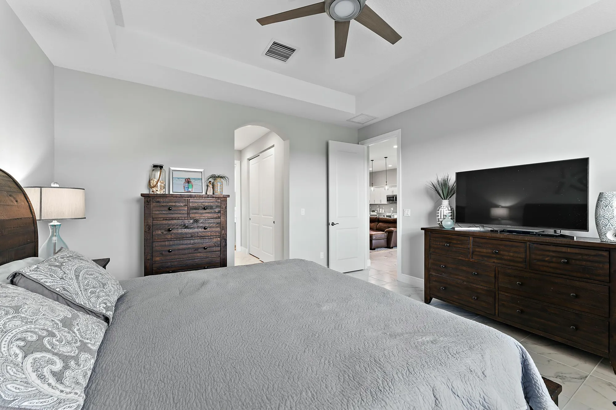 Property Slideshow image 18 of 62 | 12489 sw sunrise lake ter, Port Saint Lucie, FL, 34987