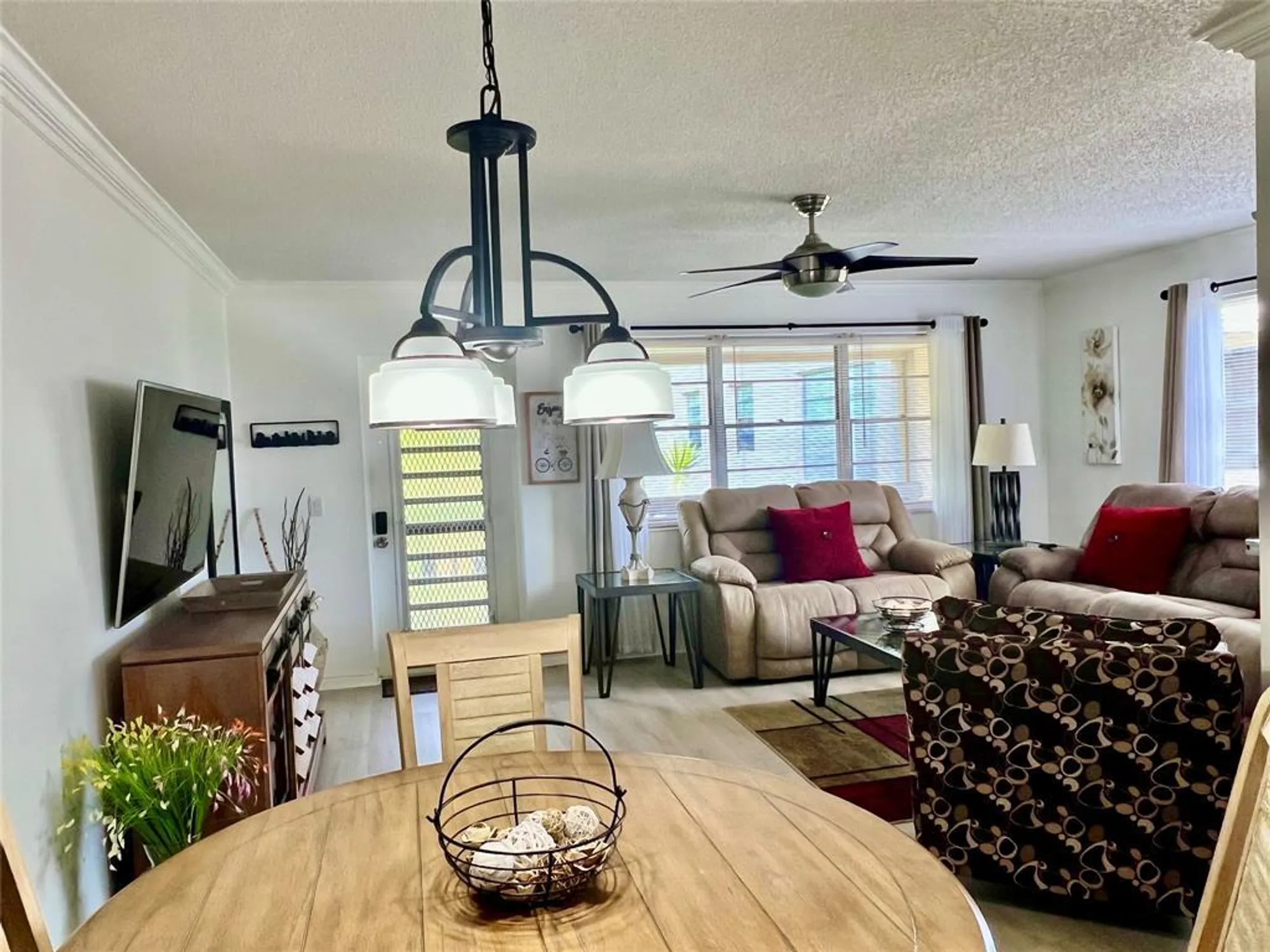 Property Slideshow image 10 of 50 | 17 markham a # 17, Deerfield Beach, FL, 33442