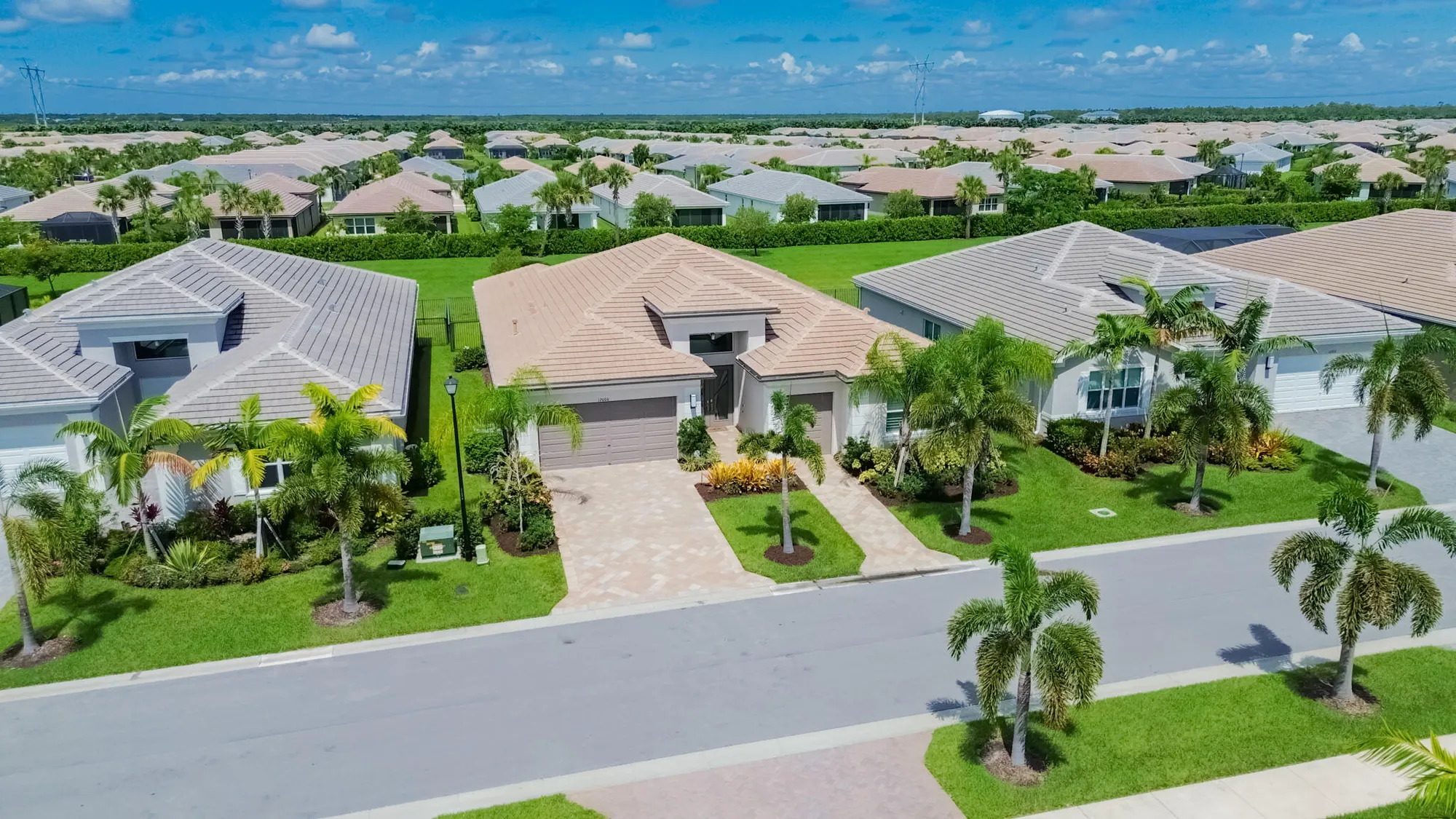 Property Slideshow image 25 of 57 | 12000 sw whitewater falls ct, Port Saint Lucie, FL, 34987