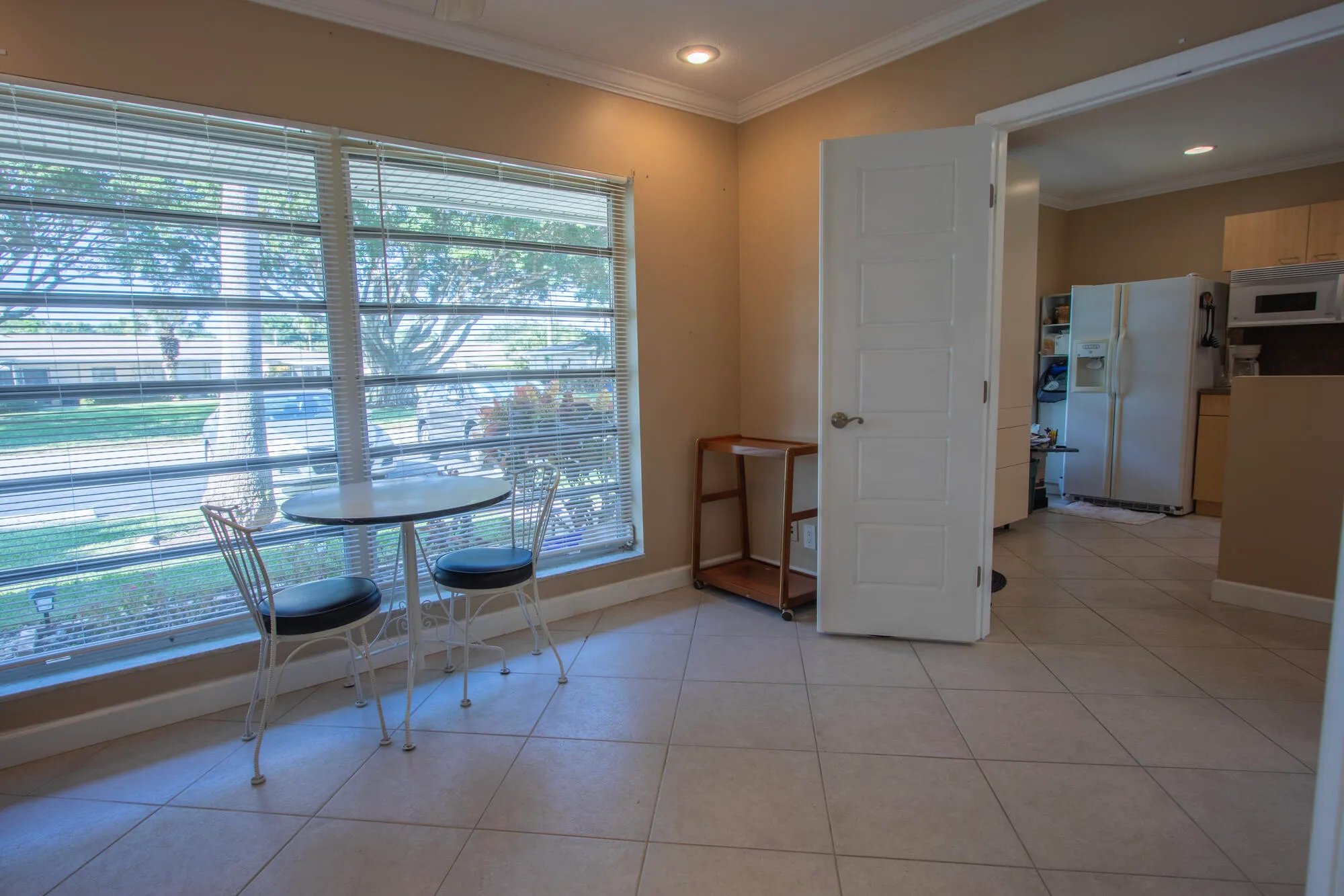 Property Slideshow image 4 of 24 | 8666 bella vista dr # 111, Boca Raton, FL, 33433