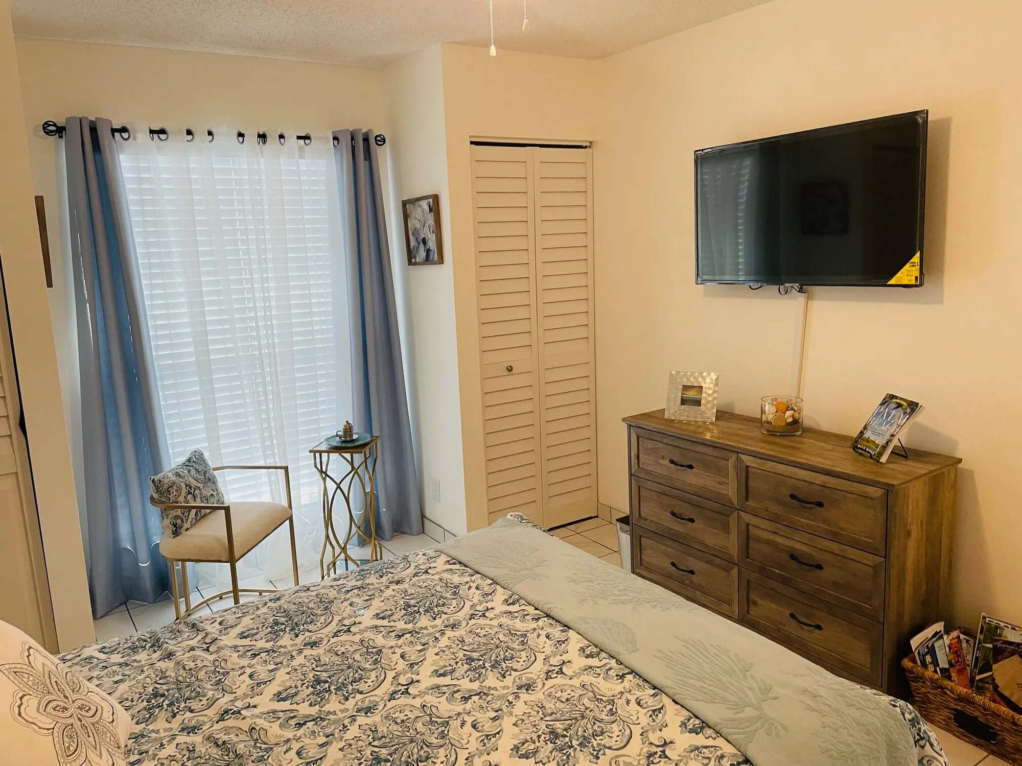 Property Slideshow image 5 of 32 | 3372 jog park dr, Greenacres, FL, 33467