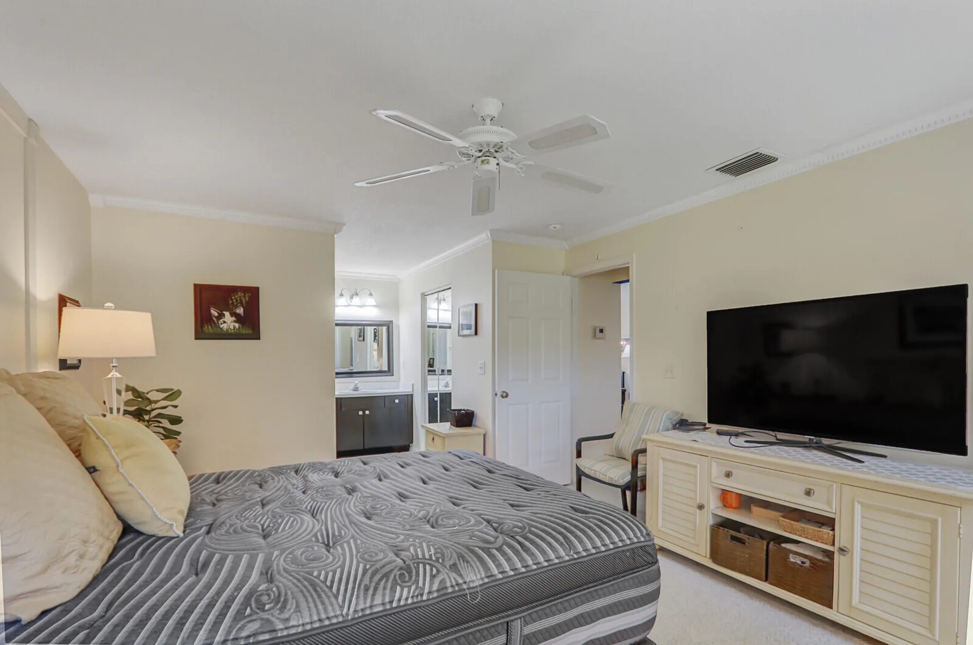 Property Slideshow image 22 of 31 | 11006 se sea pines cir, Hobe Sound, FL, 33455
