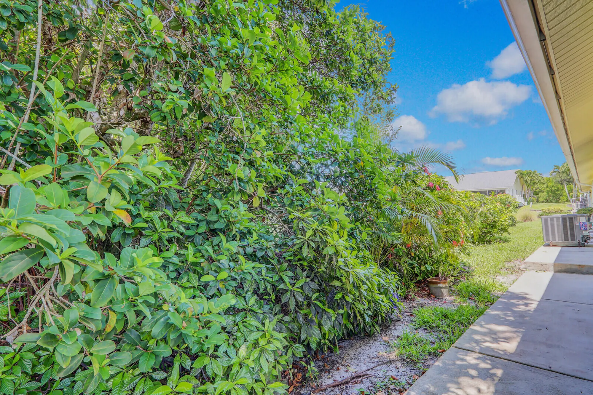 Property Slideshow image 28 of 31 | 11006 se sea pines cir, Hobe Sound, FL, 33455