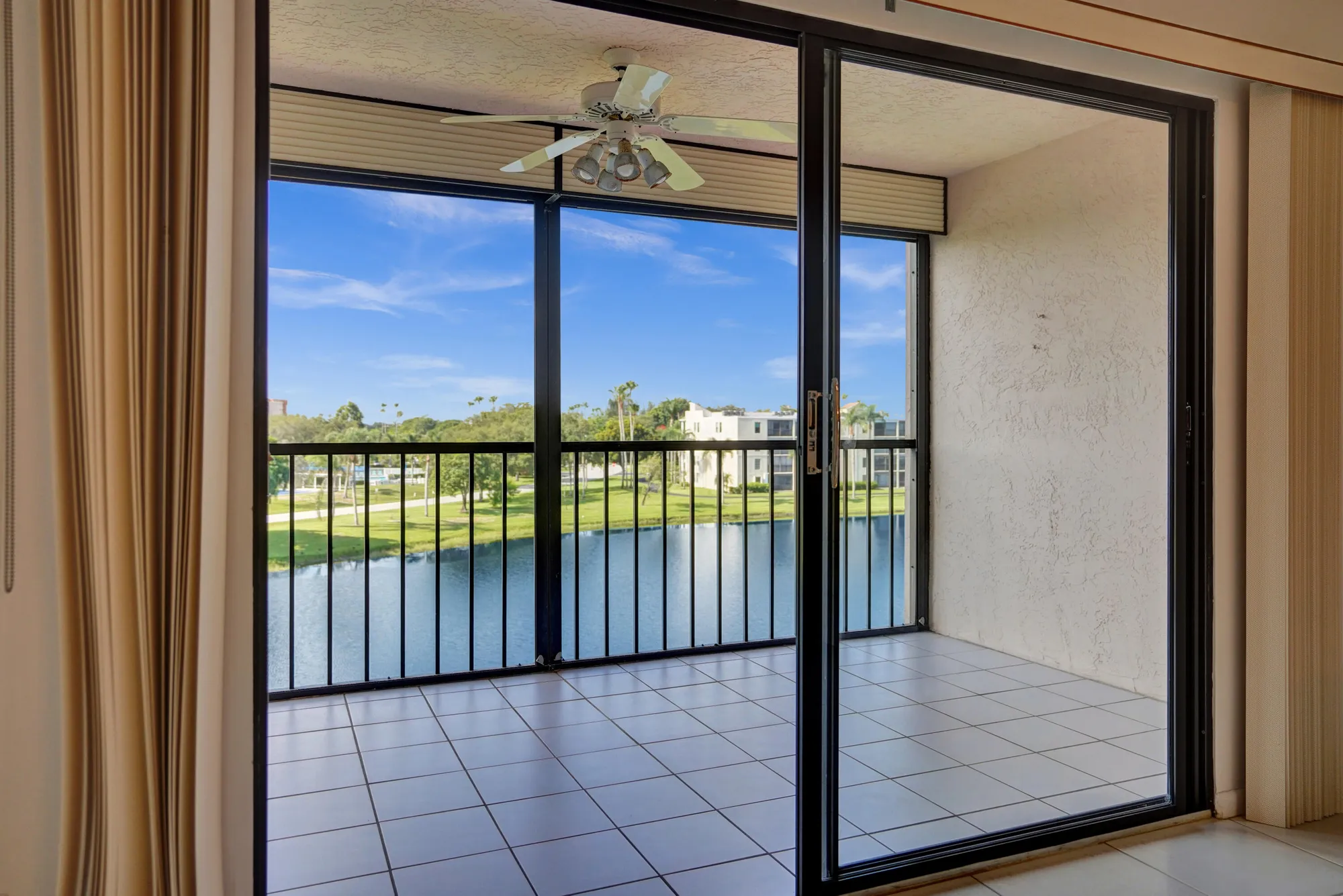 Property Slideshow image 12 of 60 | 7320 amberly ln apt 406, Delray Beach, FL, 33446