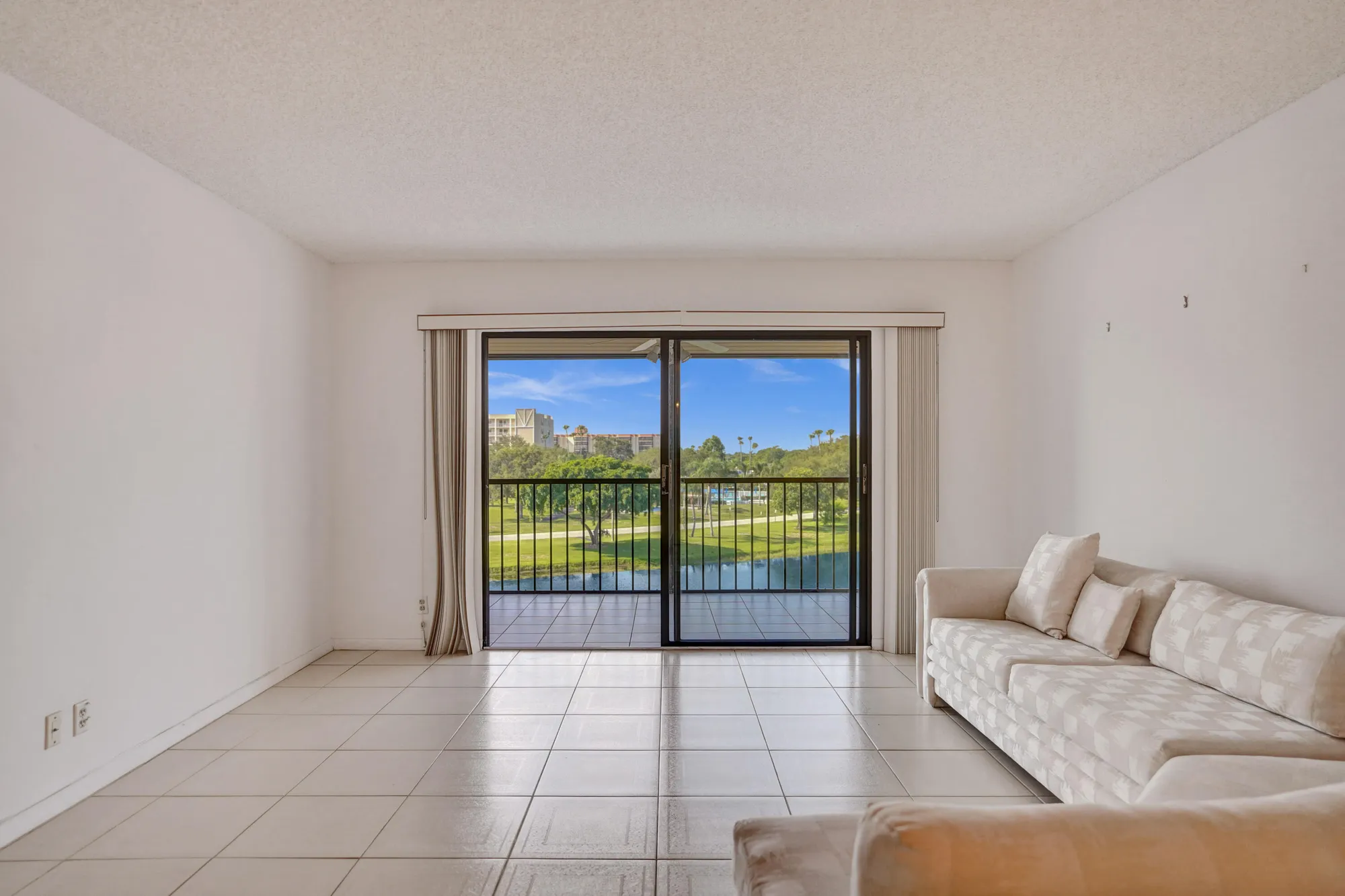 Property Slideshow image 16 of 60 | 7320 amberly ln apt 406, Delray Beach, FL, 33446