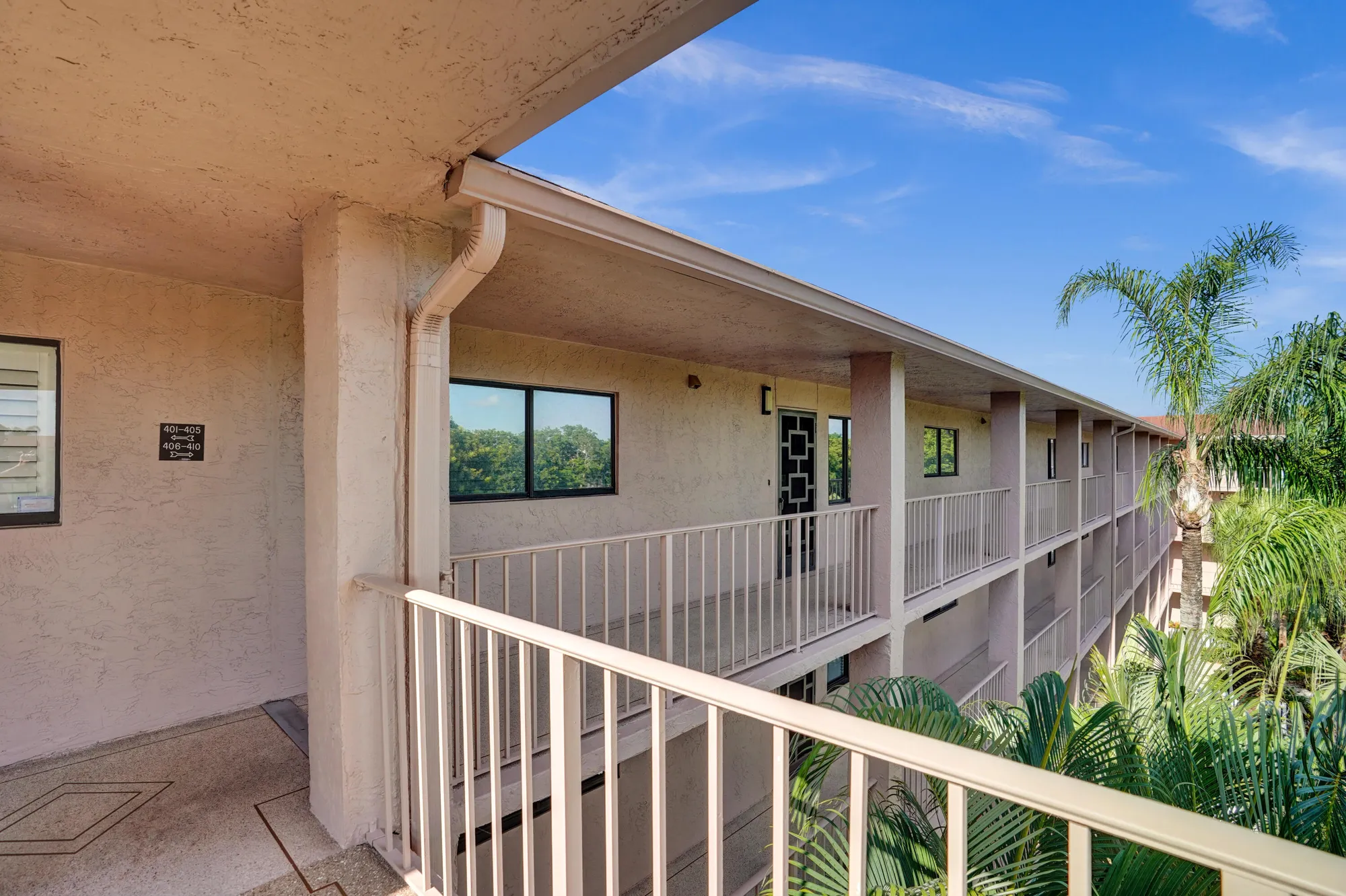 Property Slideshow image 5 of 60 | 7320 amberly ln apt 406, Delray Beach, FL, 33446