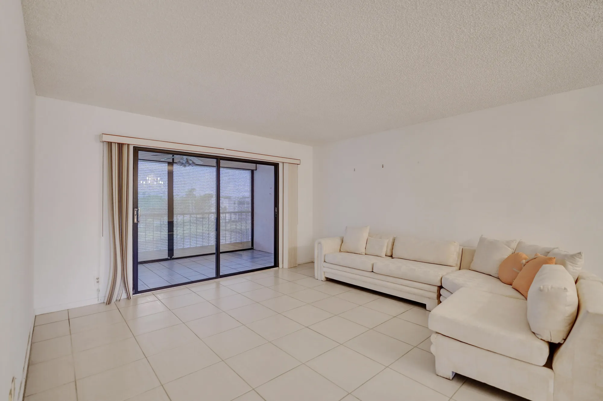 Property Slideshow image 9 of 60 | 7320 amberly ln apt 406, Delray Beach, FL, 33446