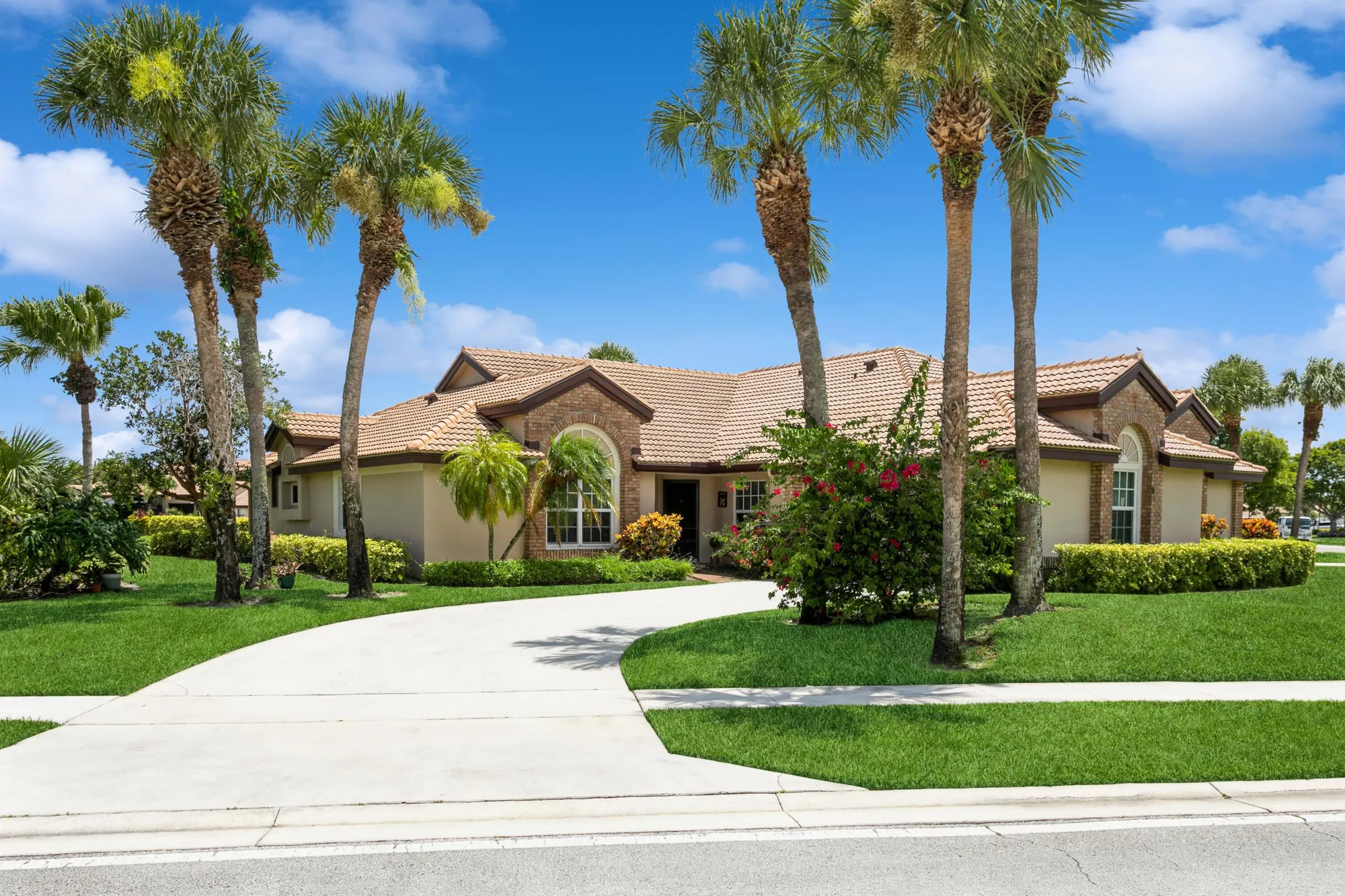 Property Slideshow image 33 of 65 | 7206 le chalet blvd, Boynton Beach, FL, 33472