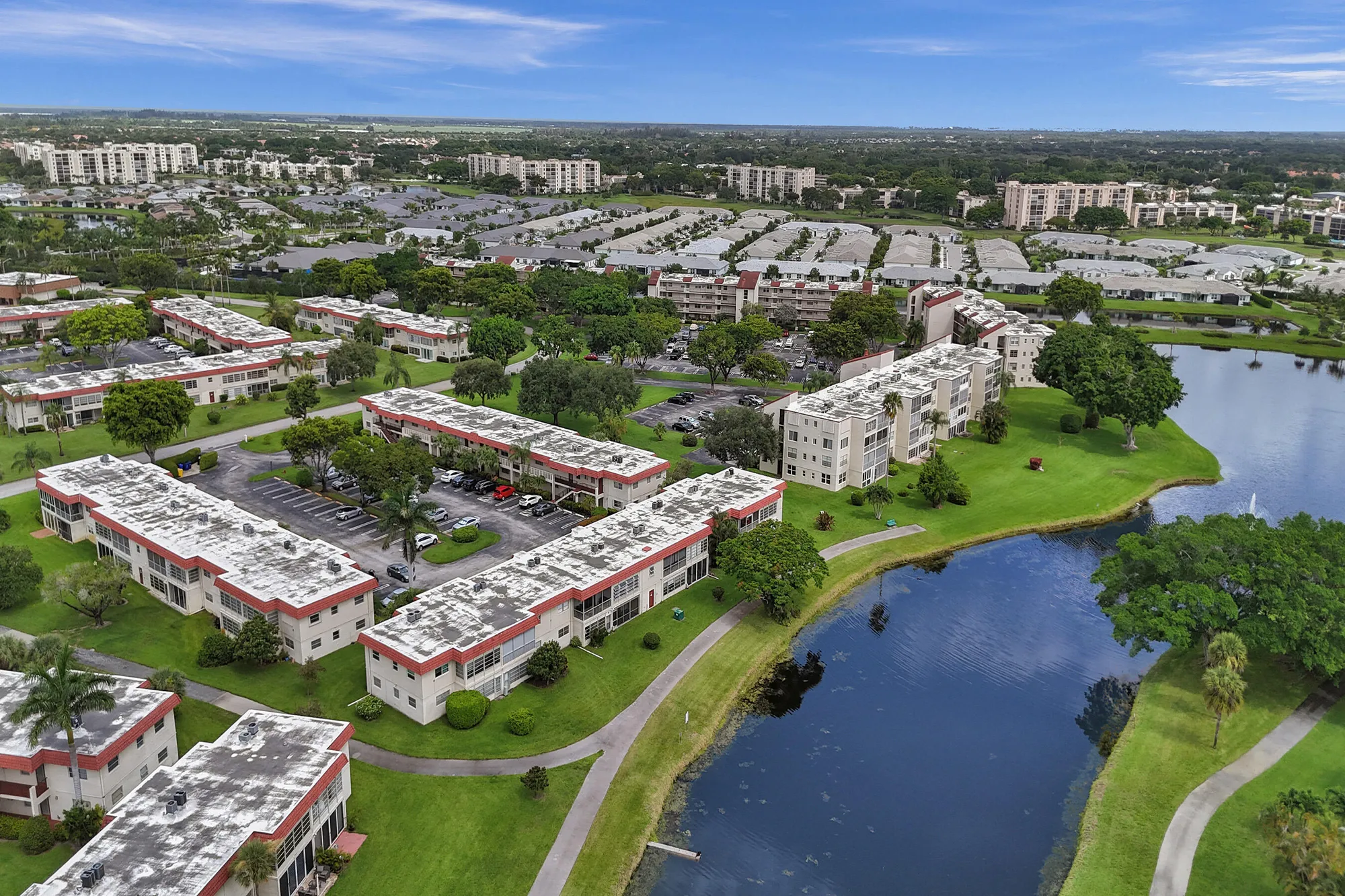 Property Slideshow image 54 of 69 | 32 abbey ln 205, Delray Beach, FL, 33446