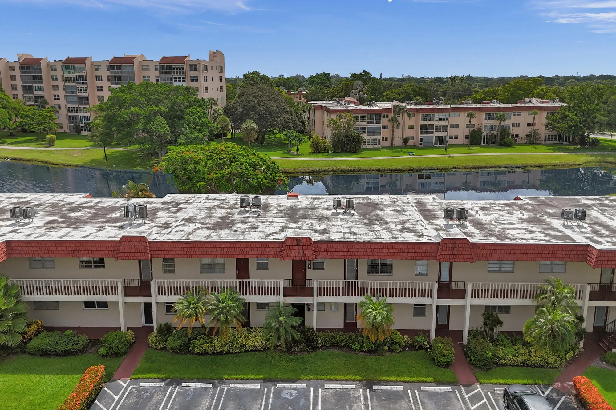 Property Slideshow image 41 of 69 | 32 abbey ln 205, Delray Beach, FL, 33446