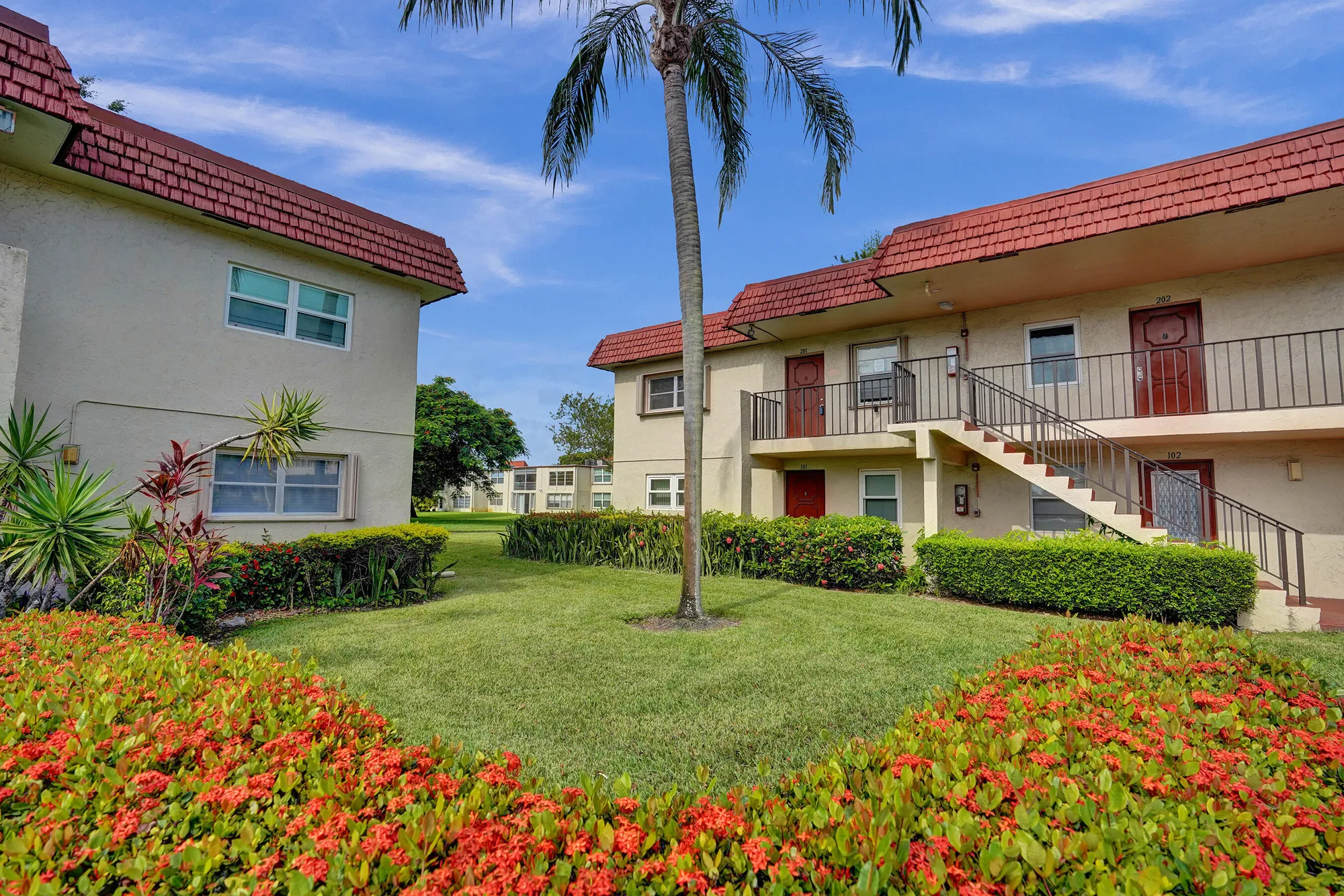Property Slideshow image 45 of 69 | 32 abbey ln 205, Delray Beach, FL, 33446