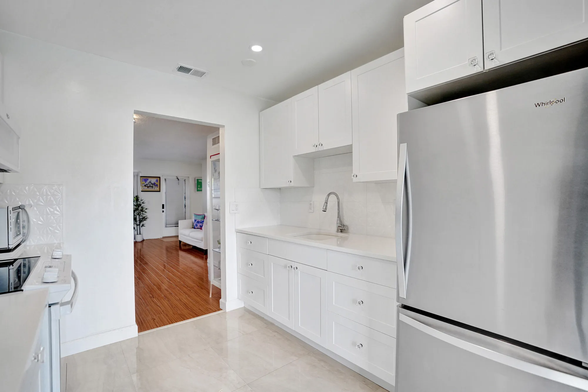 Property Slideshow image 6 of 69 | 32 abbey ln 205, Delray Beach, FL, 33446