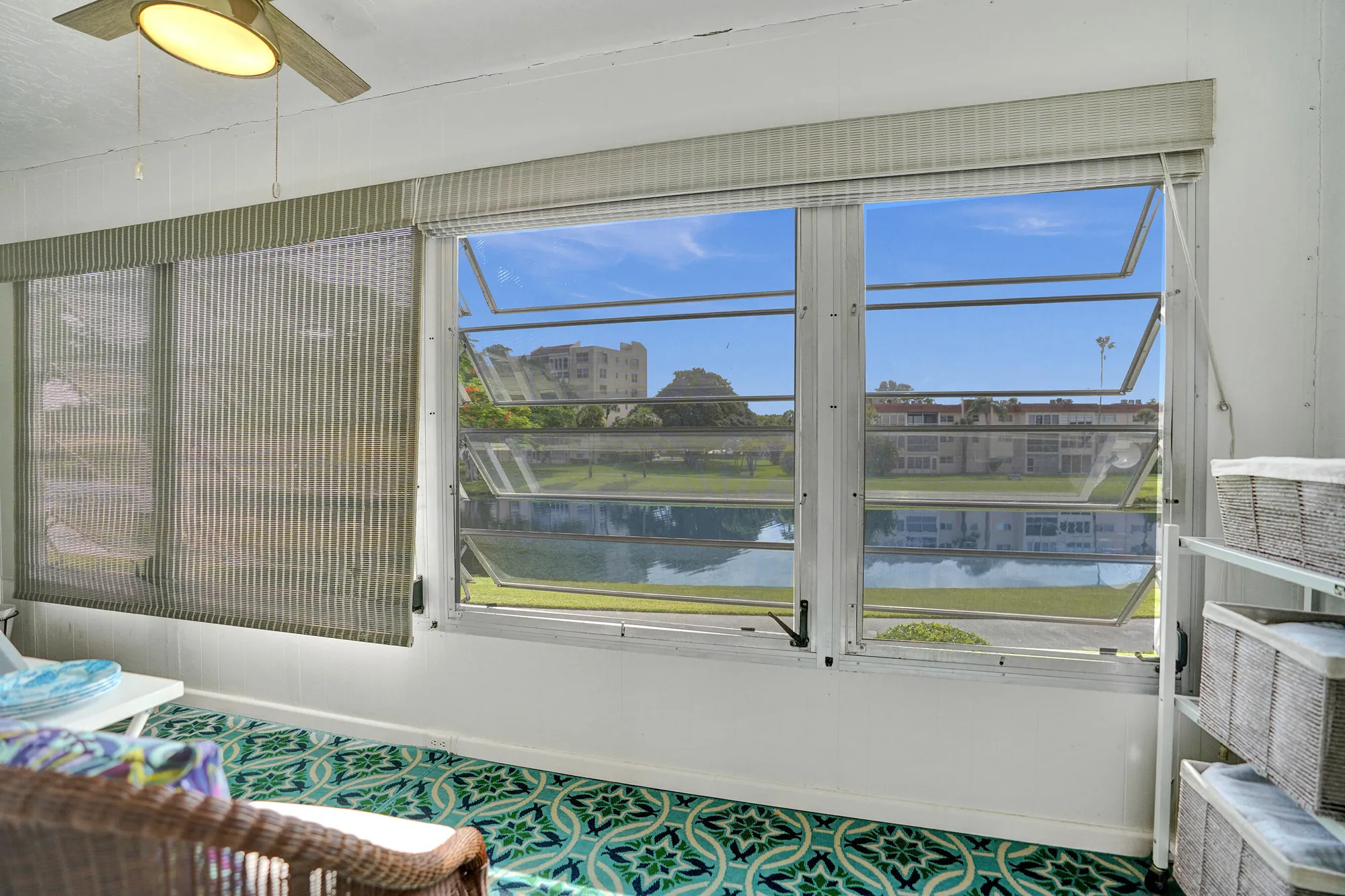 Property Slideshow image 33 of 69 | 32 abbey ln 205, Delray Beach, FL, 33446