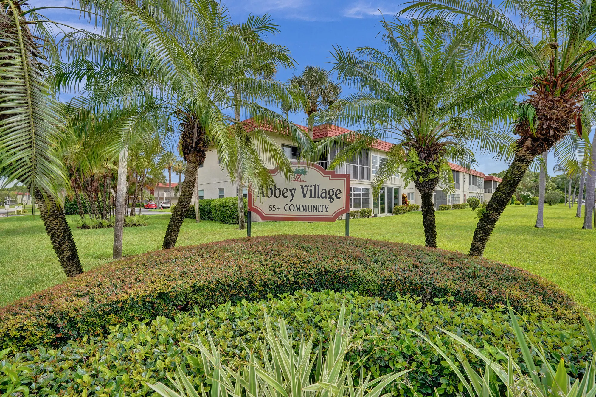 Property Slideshow image 48 of 69 | 32 abbey ln 205, Delray Beach, FL, 33446