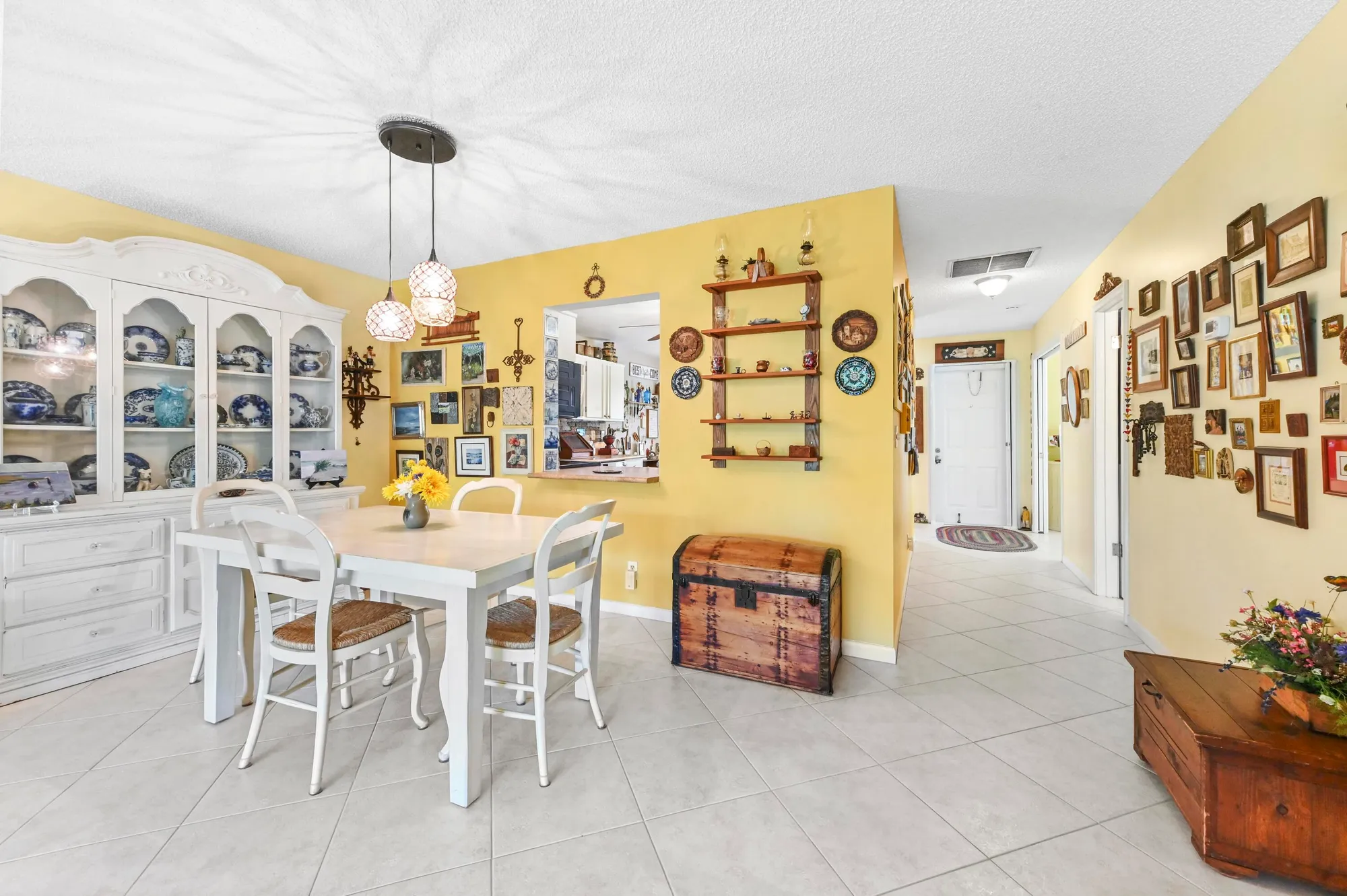 Property Slideshow image 12 of 31 | 5113 poppy pl 201, Delray Beach, FL, 33484