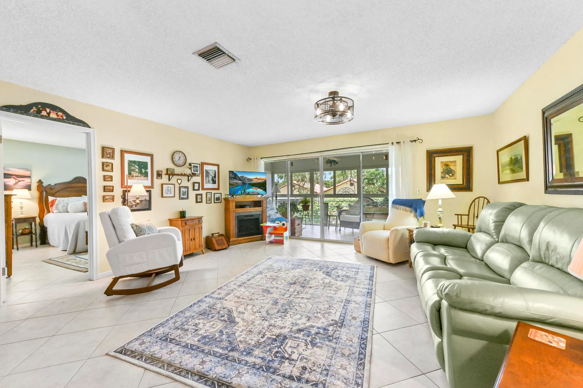 Property Slideshow image 6 of 31 | 5113 poppy pl 201, Delray Beach, FL, 33484