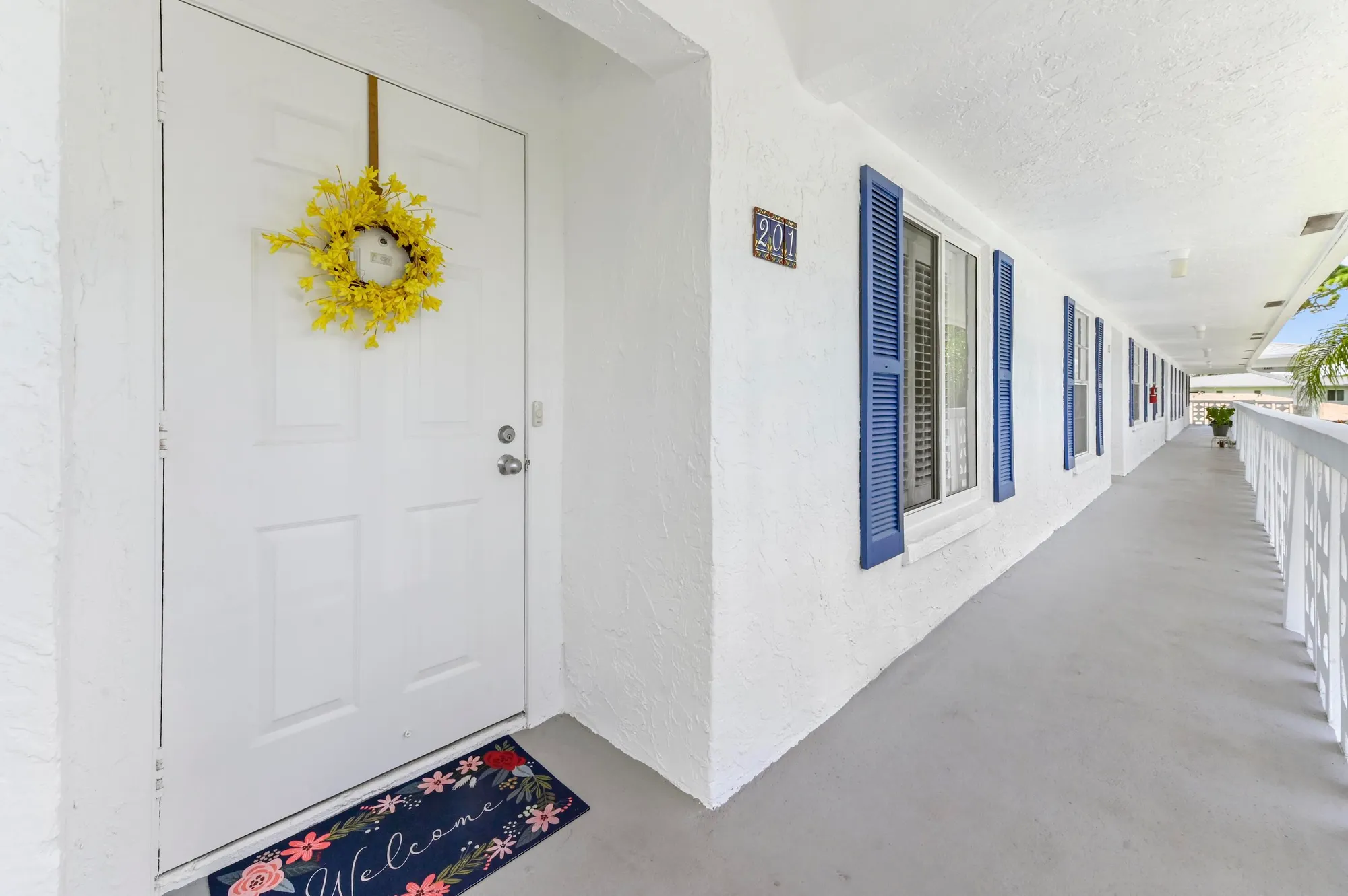 Property Slideshow image 4 of 31 | 5113 poppy pl 201, Delray Beach, FL, 33484