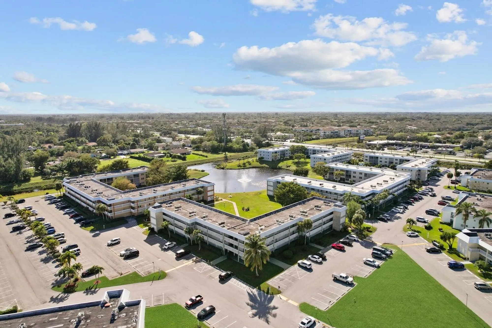 Property Slideshow image 23 of 29 | 9810 marina blvd 1122, Boca Raton, FL, 33428