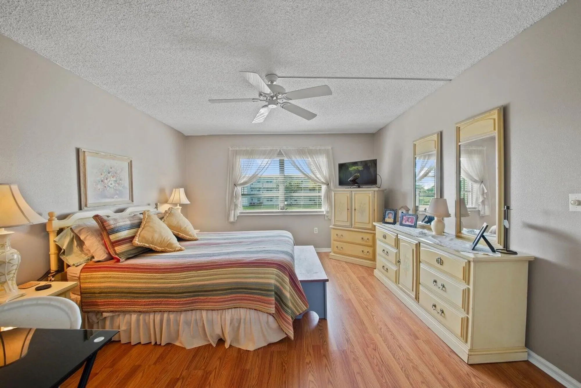 Property Slideshow image 14 of 29 | 9810 marina blvd 1122, Boca Raton, FL, 33428