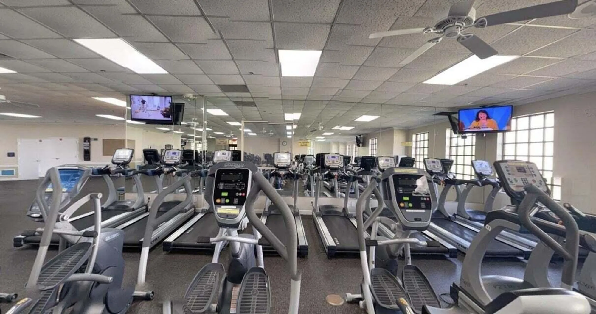 Property Slideshow image 9 of 15 | 98 ventnor e unit e, Deerfield Beach, FL, 33442