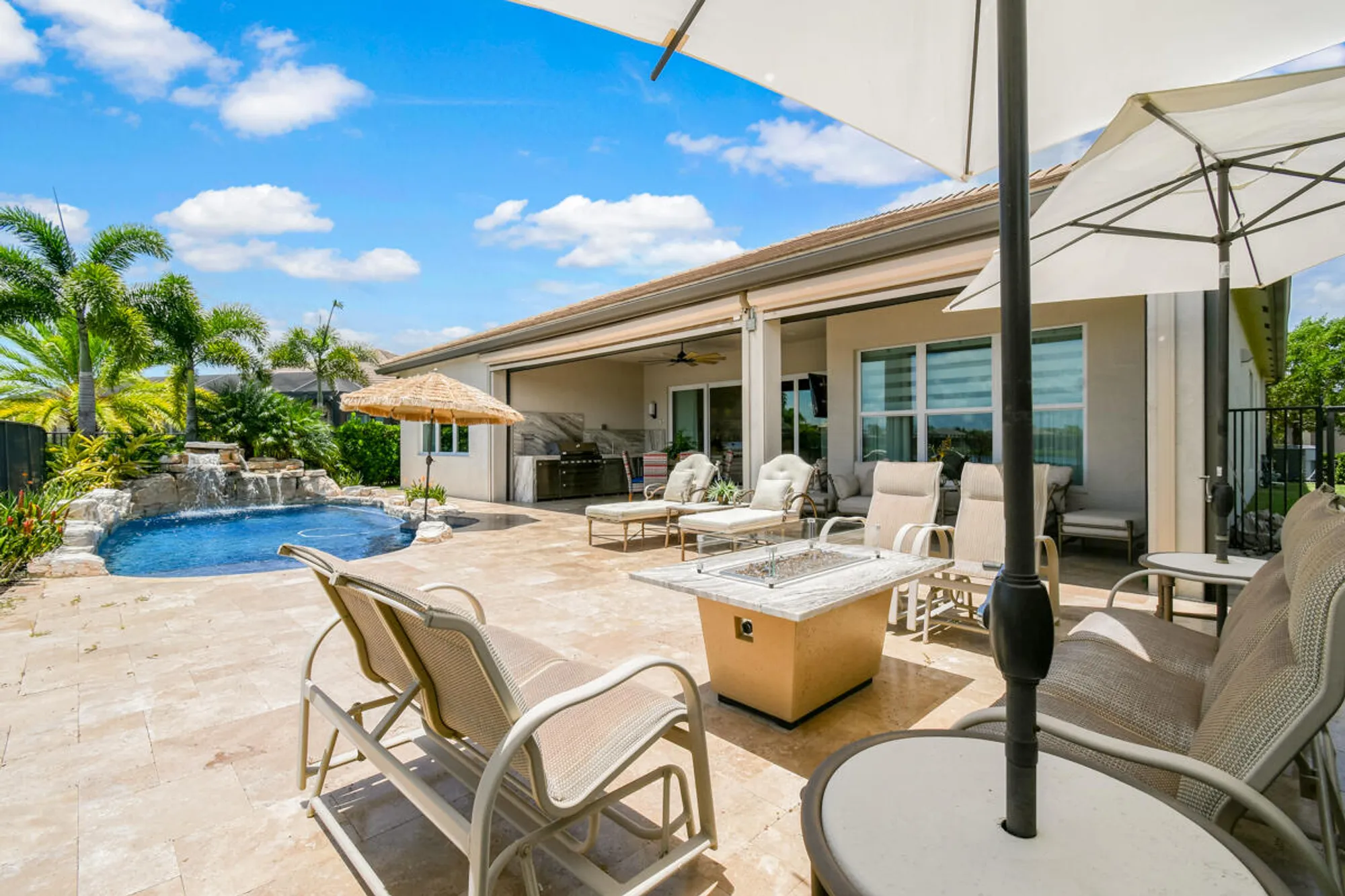 Property Slideshow image 11 of 97 | 11698 sw coronado springs dr, Port Saint Lucie, FL, 34987