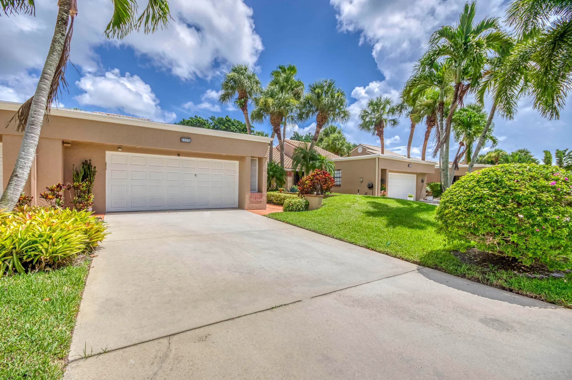 Property Slideshow image 25 of 29 | 11170 applegate cir, Boynton Beach, FL, 33437