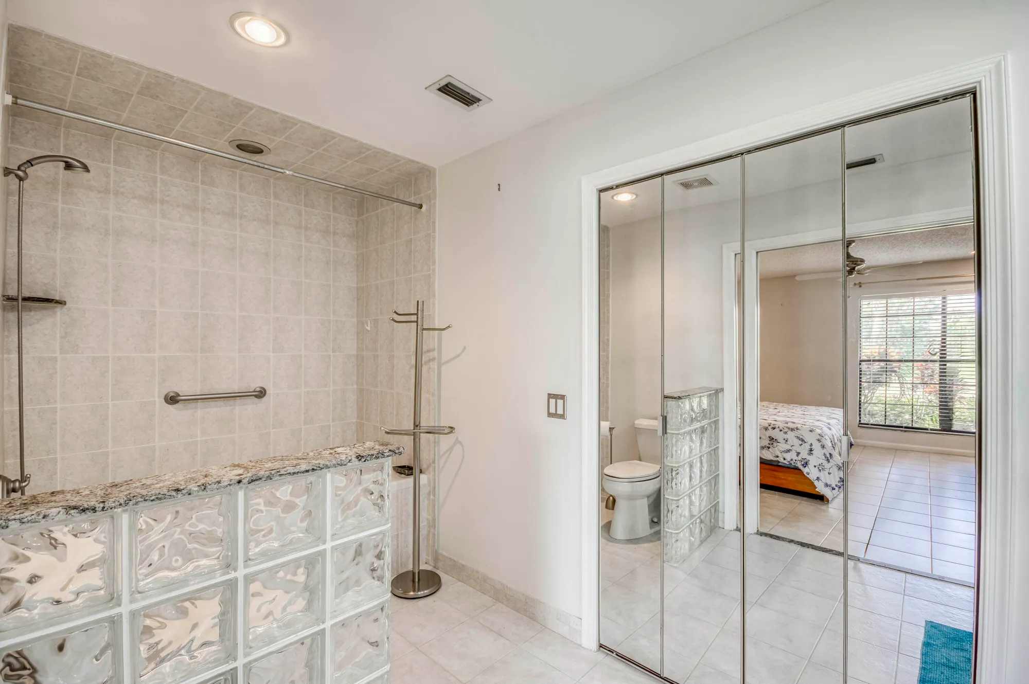 Property Slideshow image 17 of 29 | 11170 applegate cir, Boynton Beach, FL, 33437