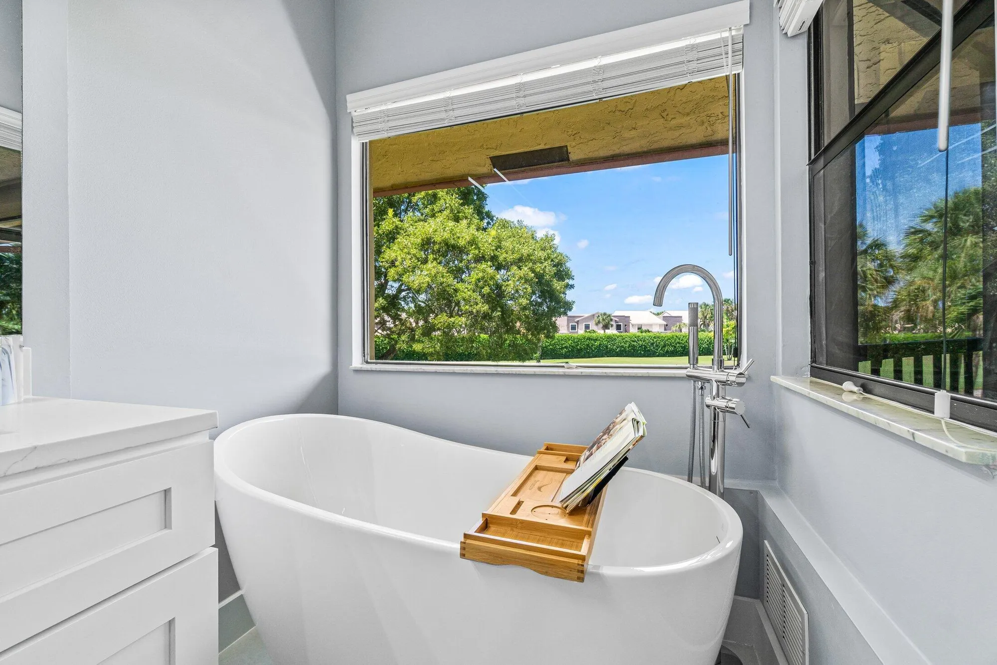 Property Slideshow image 14 of 77 | 5335 10th fairway dr apt 3, Delray Beach, FL, 33484