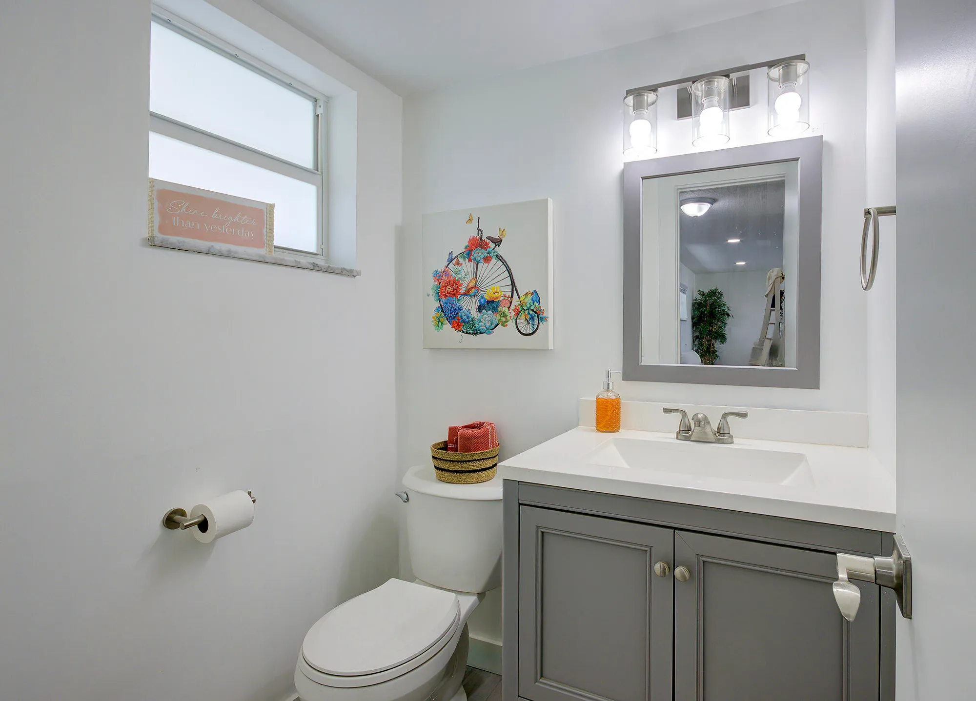 Property Slideshow image 9 of 20 | 11 colonial club dr 302, Boynton Beach, FL, 33435