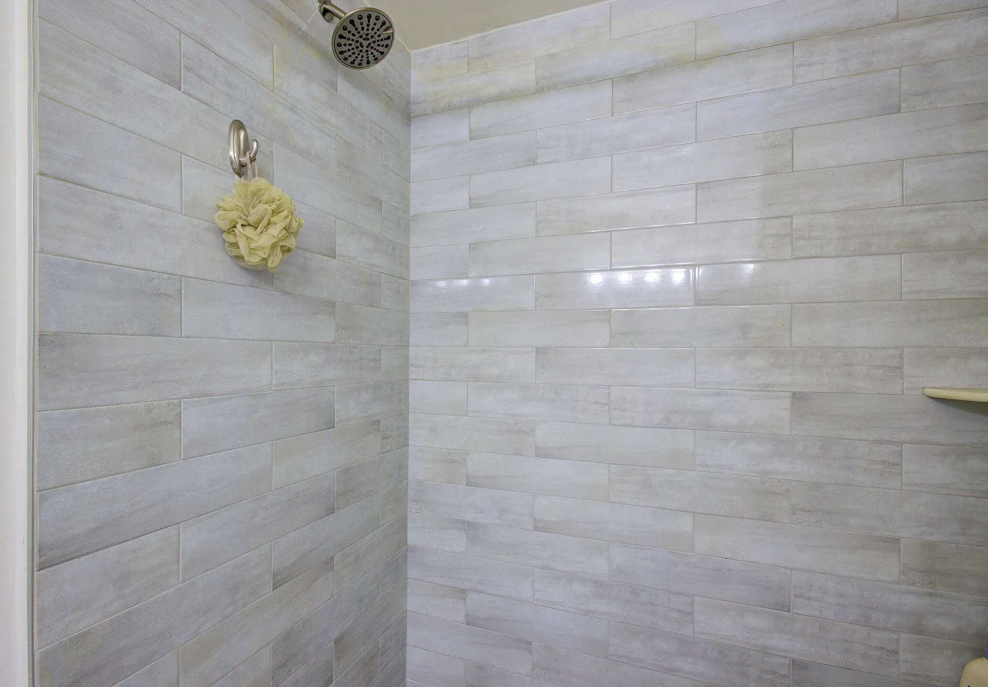 Property Slideshow image 11 of 20 | 11 colonial club dr 302, Boynton Beach, FL, 33435