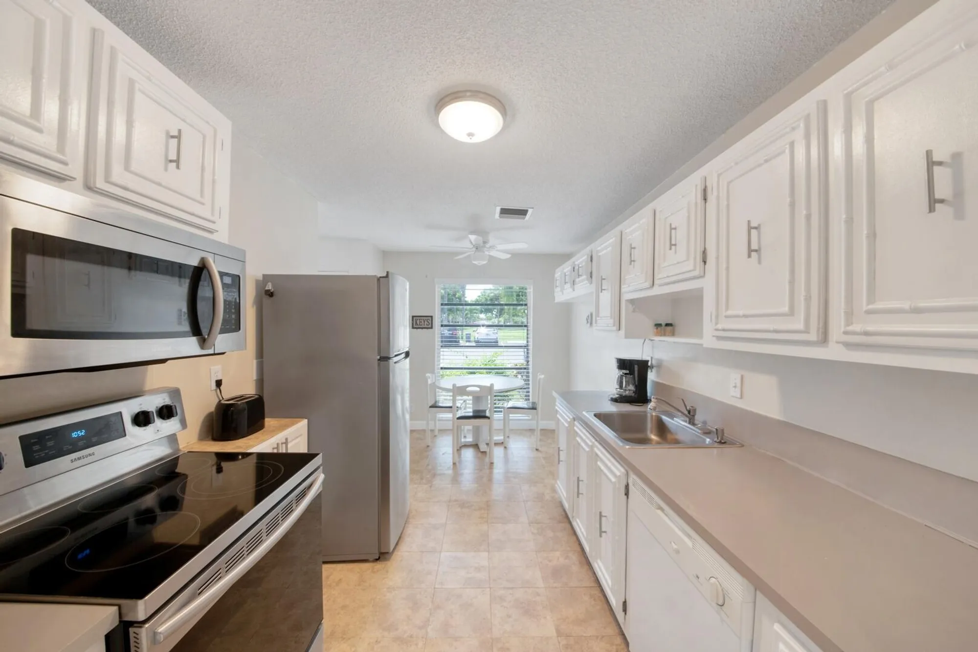 Property Slideshow image 9 of 29 | 13670 via flora b, Delray Beach, FL, 33484