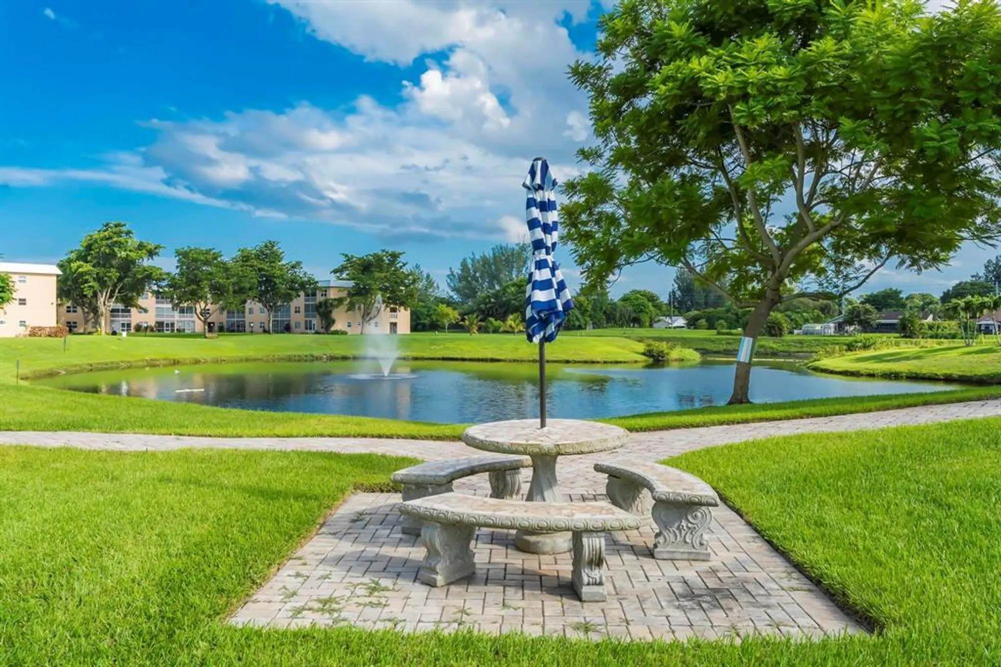 Property Slideshow image 6 of 12 | 9826 marina blvd apt 1015, Boca Raton, FL, 33428