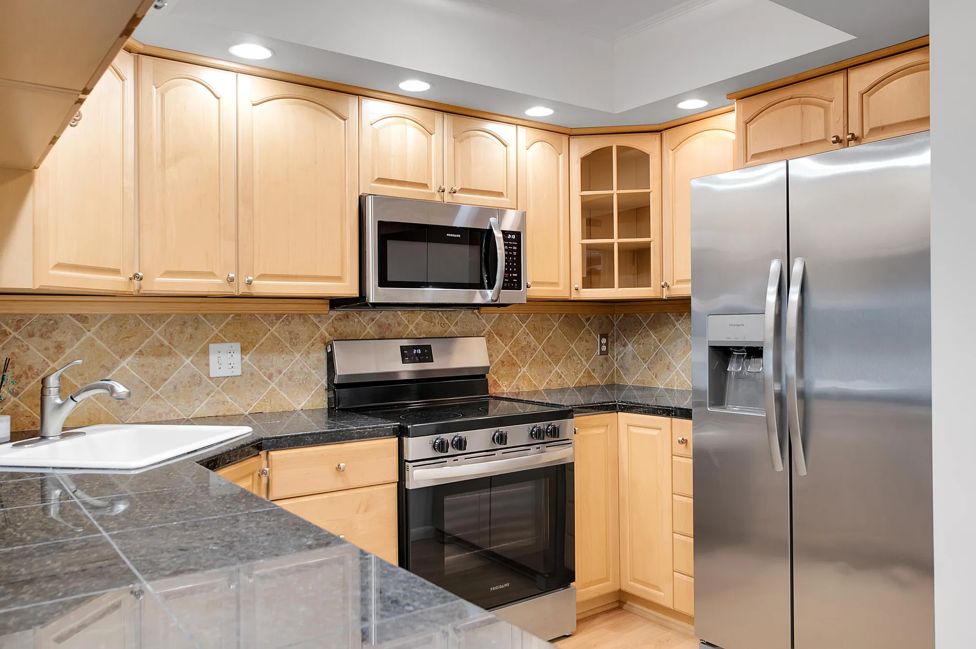 Property Slideshow image 6 of 24 | 2731 ne 14th street cswy apt 314, Pompano Beach, FL, 33062