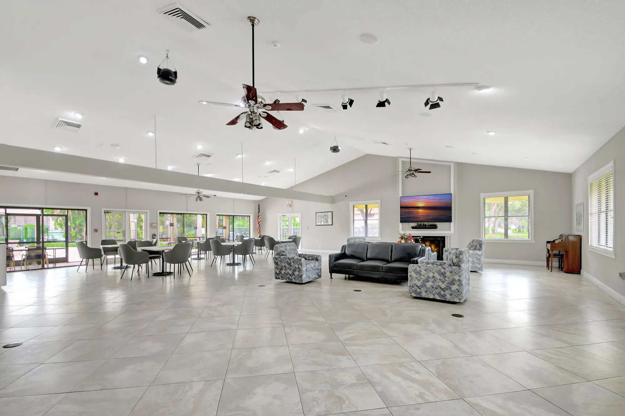 Property Slideshow image 58 of 75 | 3066 lucerne park dr, Greenacres, FL, 33467