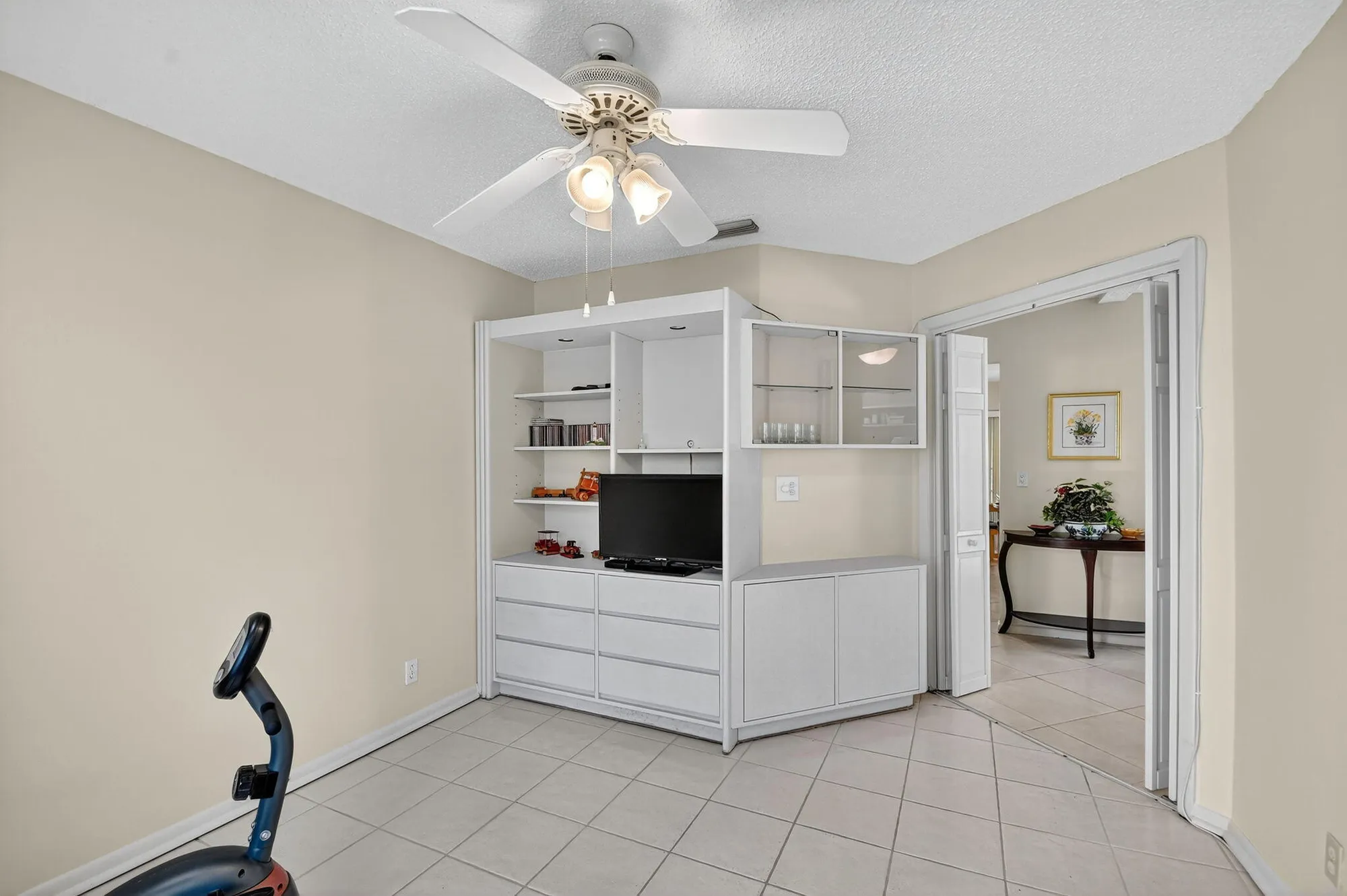 Property Slideshow image 33 of 75 | 3066 lucerne park dr, Greenacres, FL, 33467