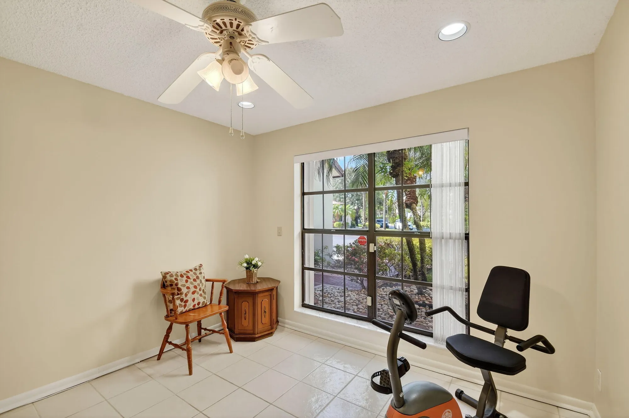 Property Slideshow image 32 of 75 | 3066 lucerne park dr, Greenacres, FL, 33467