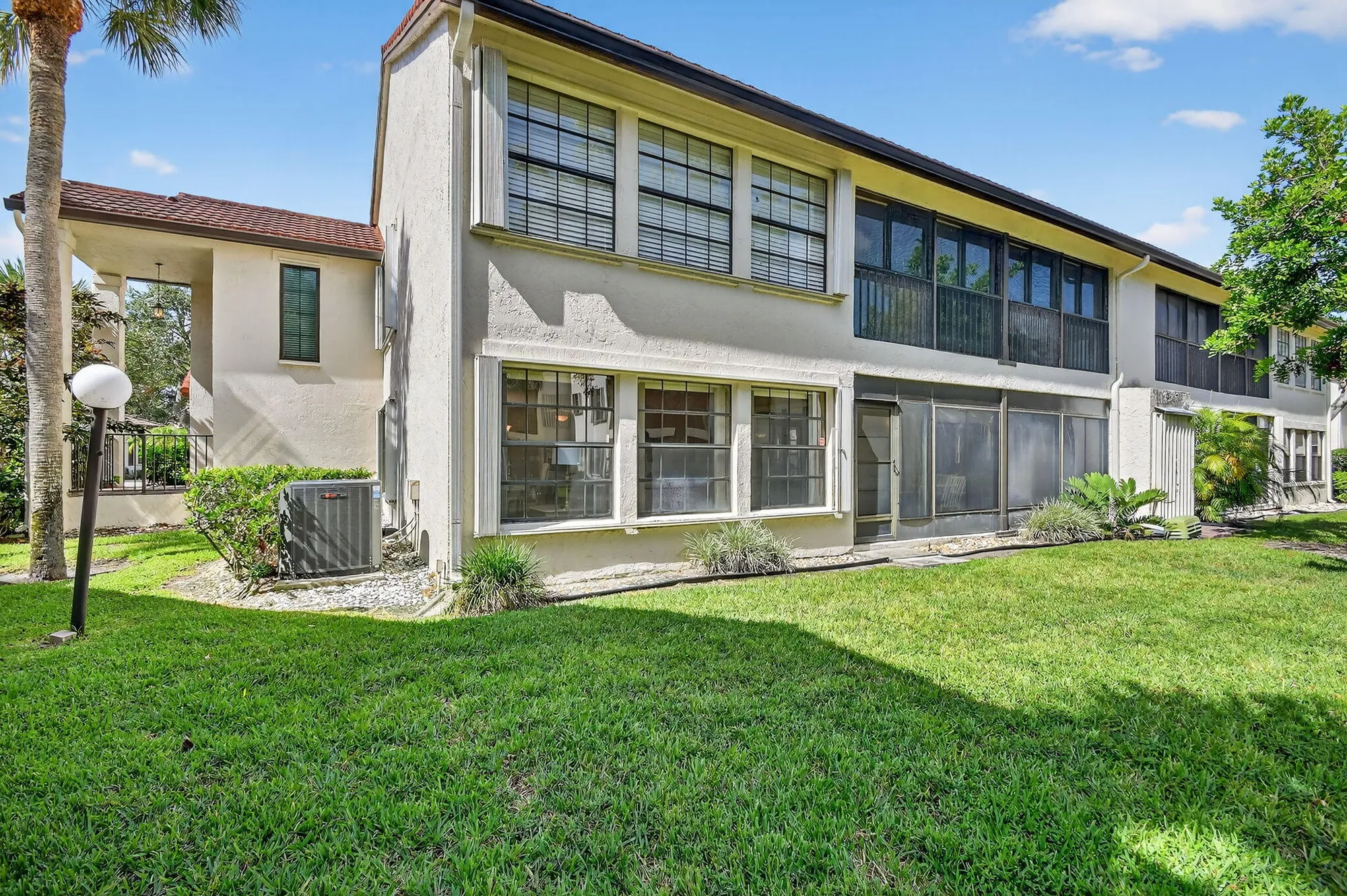 Property Slideshow image 40 of 75 | 3066 lucerne park dr, Greenacres, FL, 33467