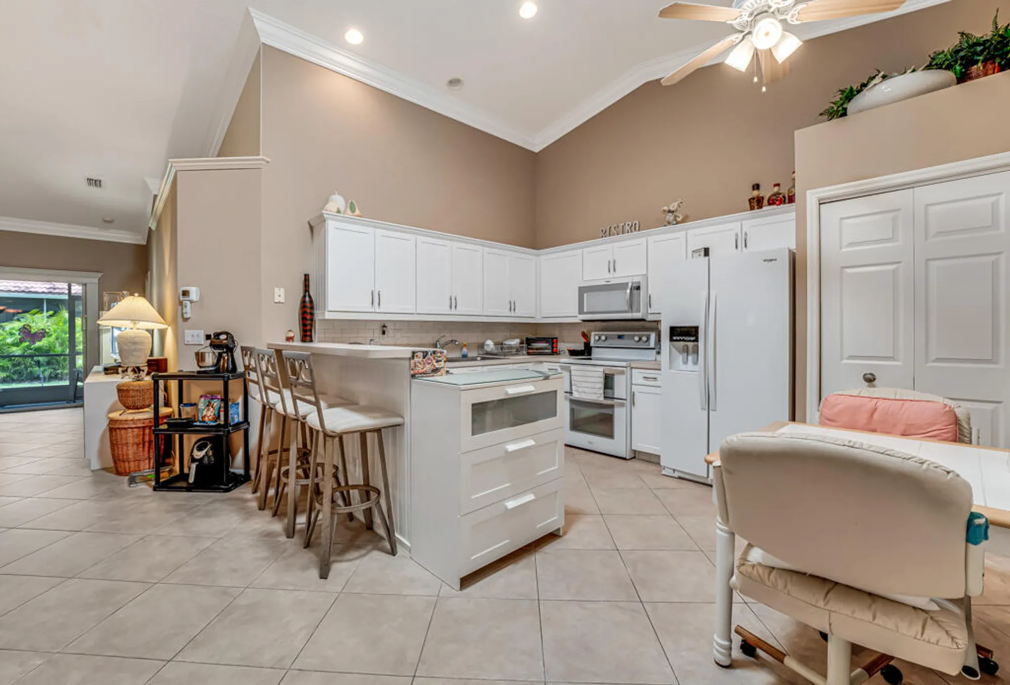 Property Slideshow image 9 of 82 | 8059 dolomtian way, Boynton Beach, FL, 33472