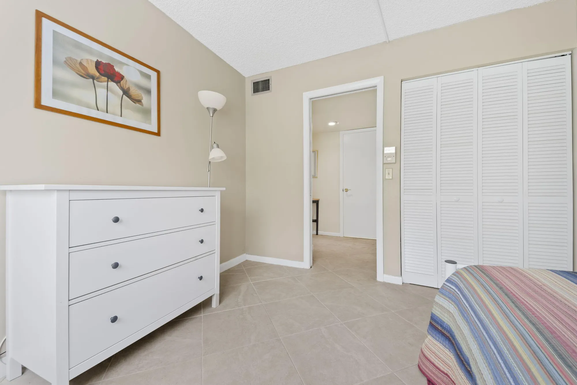 Property Slideshow image 20 of 47 | 197 capri e unit e, Delray Beach, FL, 33484