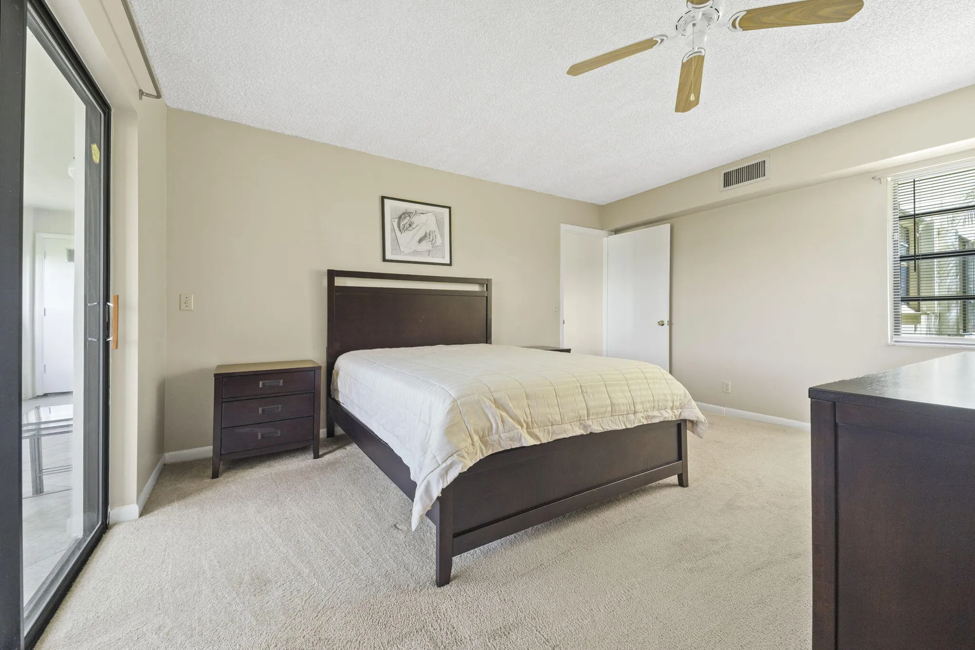 Property Slideshow image 15 of 47 | 197 capri e unit e, Delray Beach, FL, 33484