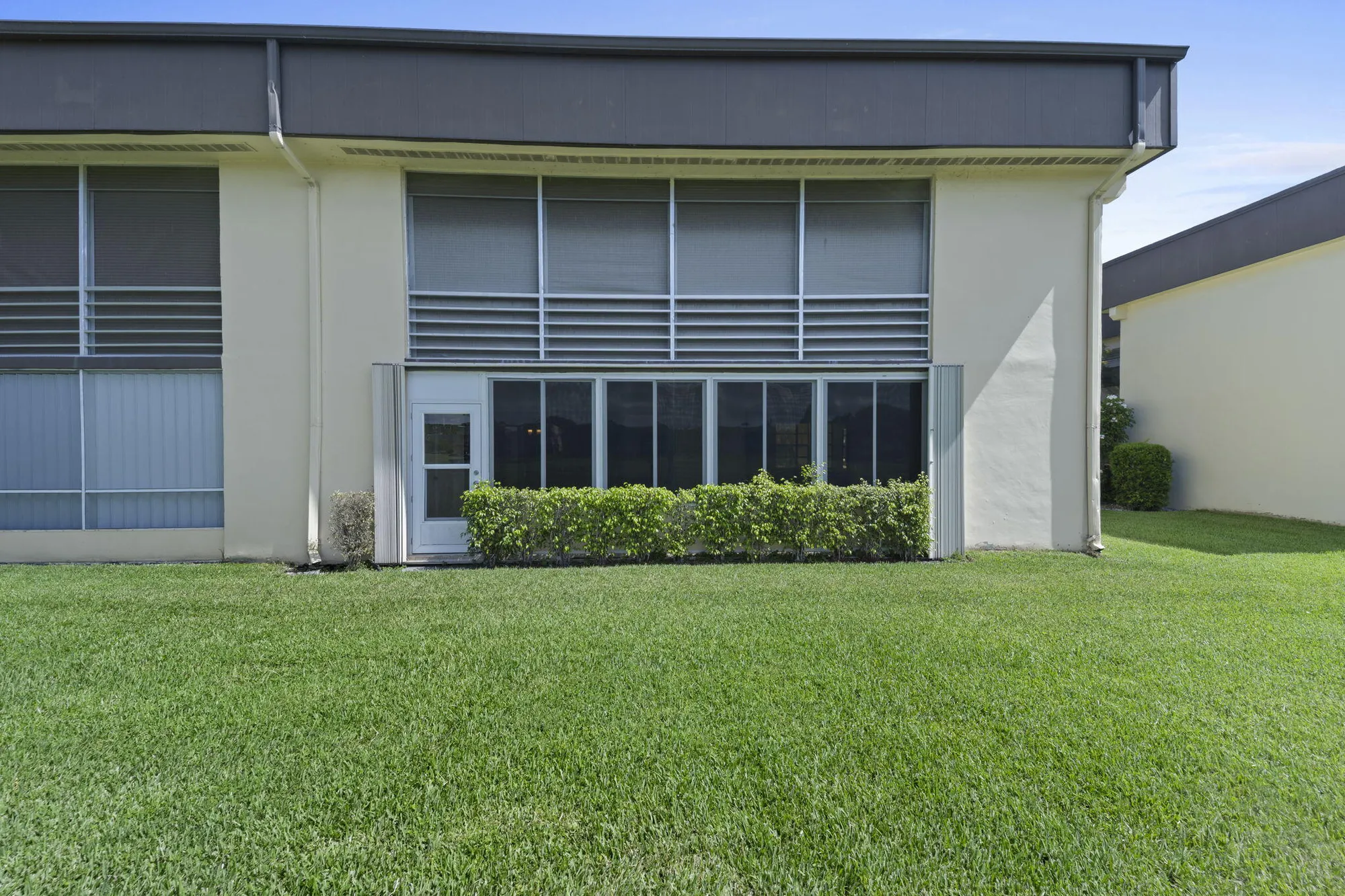 Property Slideshow image 26 of 47 | 197 capri e unit e, Delray Beach, FL, 33484