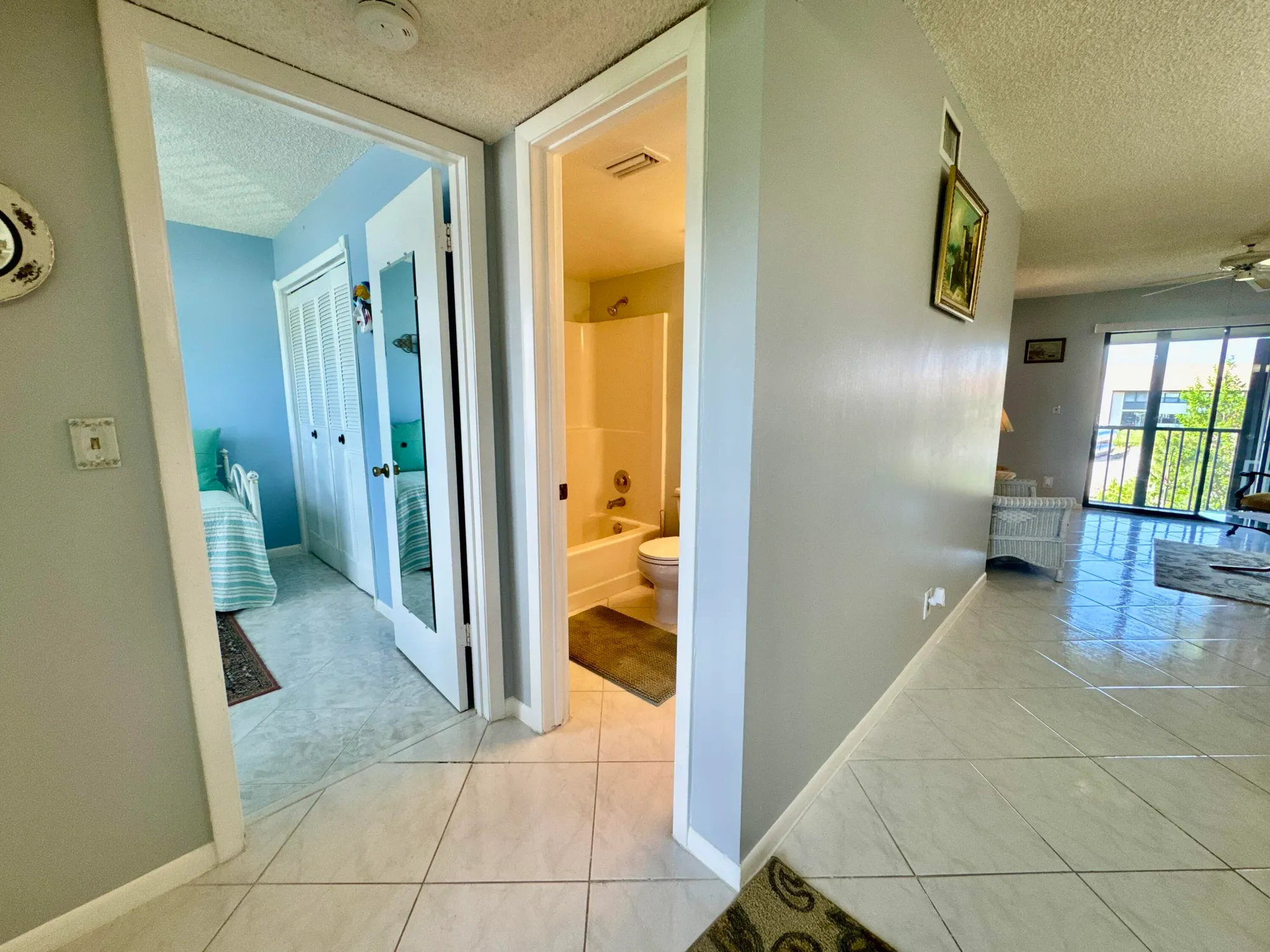 Property Slideshow image 5 of 46 | 7214 golf colony ct 205, Lake Worth, FL, 33467